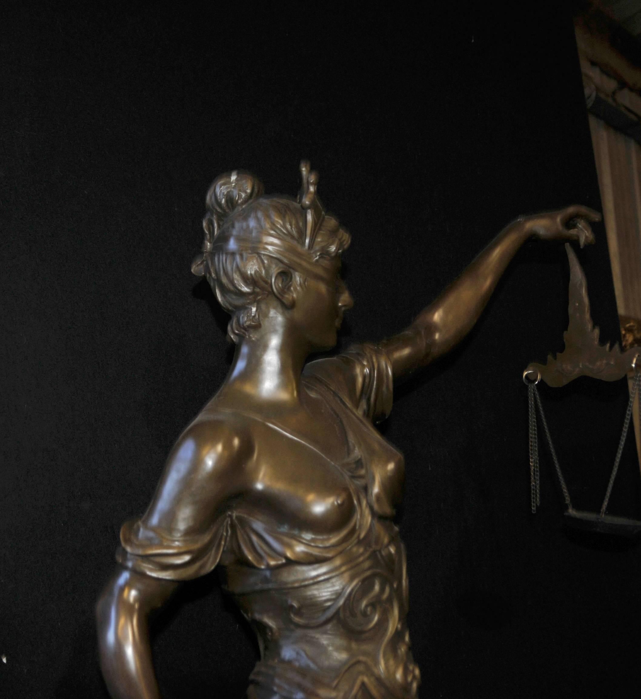 Extra Large Lifesize French Bronze Lady Justice Scales Statue In Excellent Condition In Potters Bar, Herts