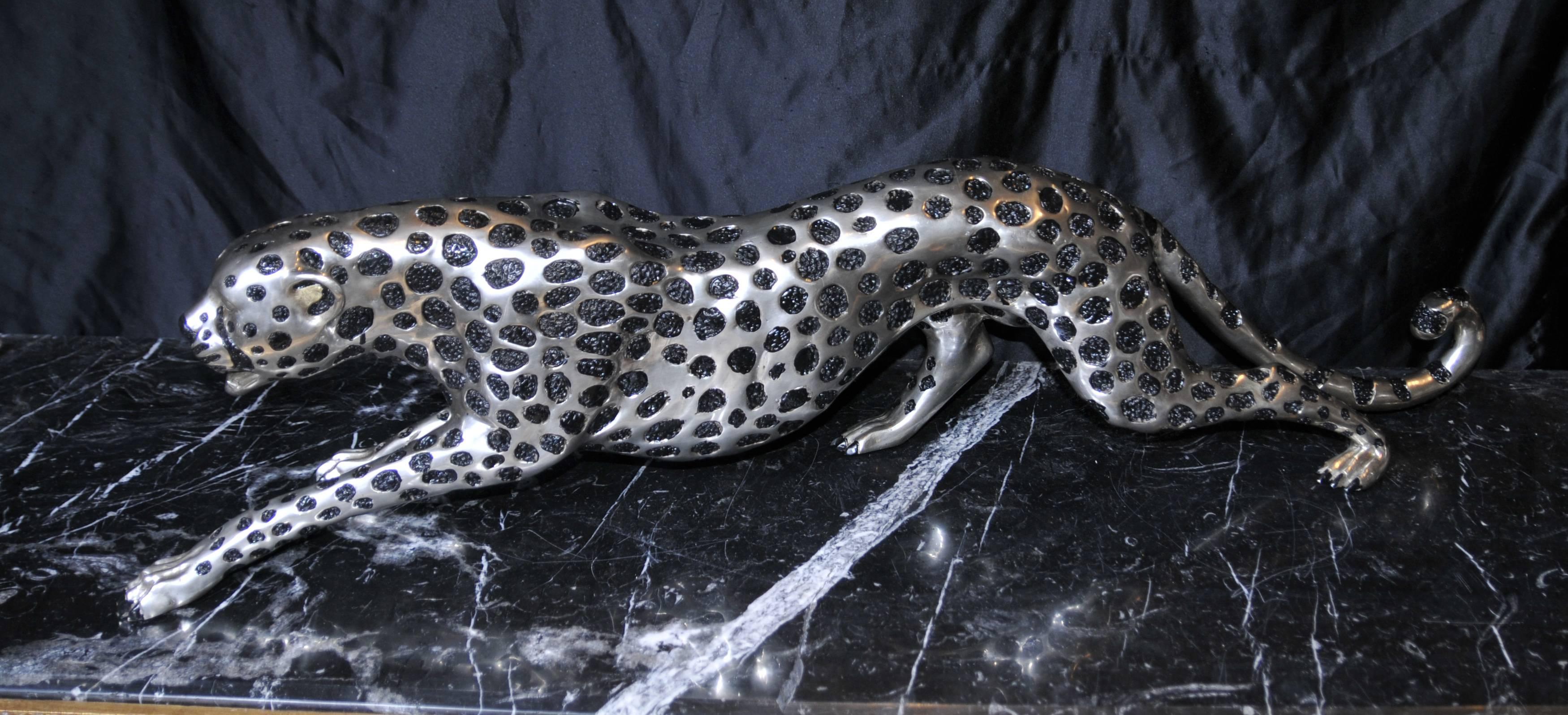 Art Deco Style Silver Bronze Cheetah Statue Cats Leopard In Excellent Condition In Potters Bar, Herts