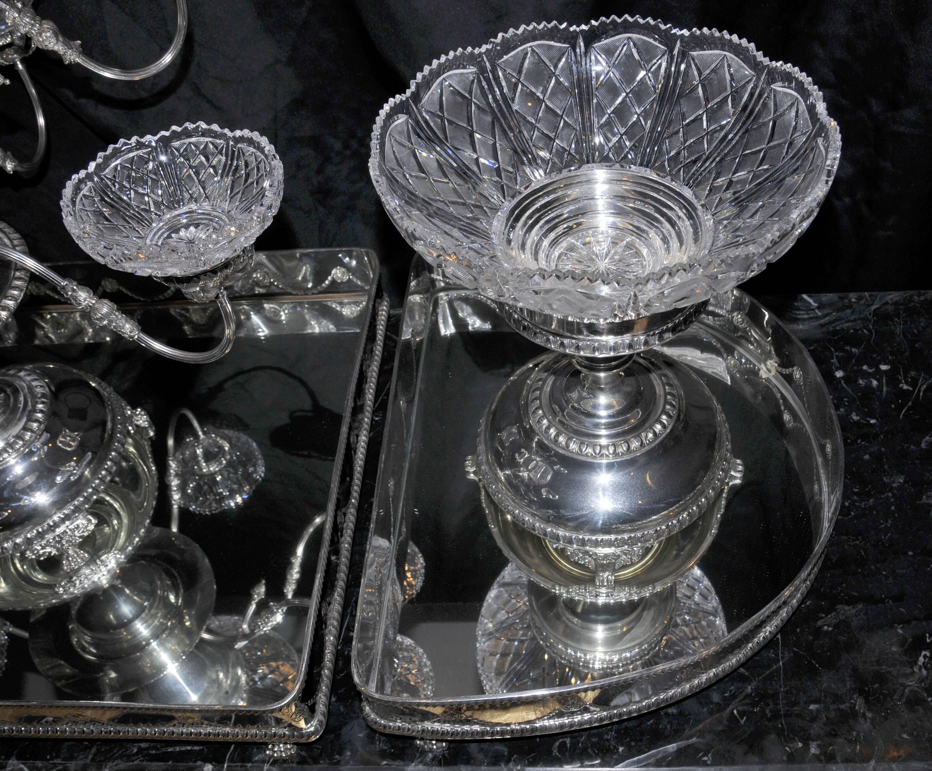 Victorian Style Silver Plate Centrepiece Epergne Glass In Good Condition For Sale In Potters Bar, Herts