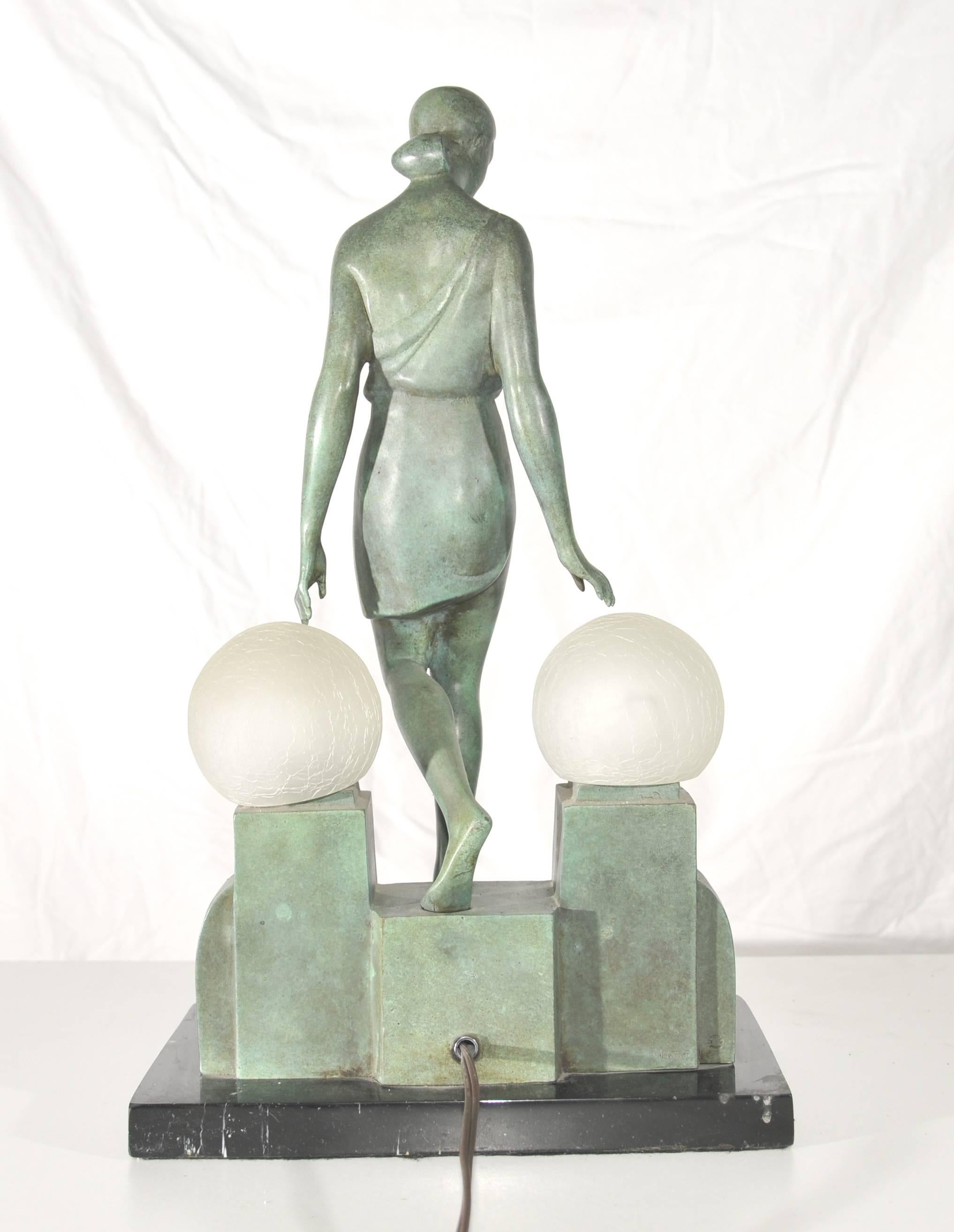 Art Deco Style Bronze Figurine Lamp After a Model by Fayral  For Sale 1