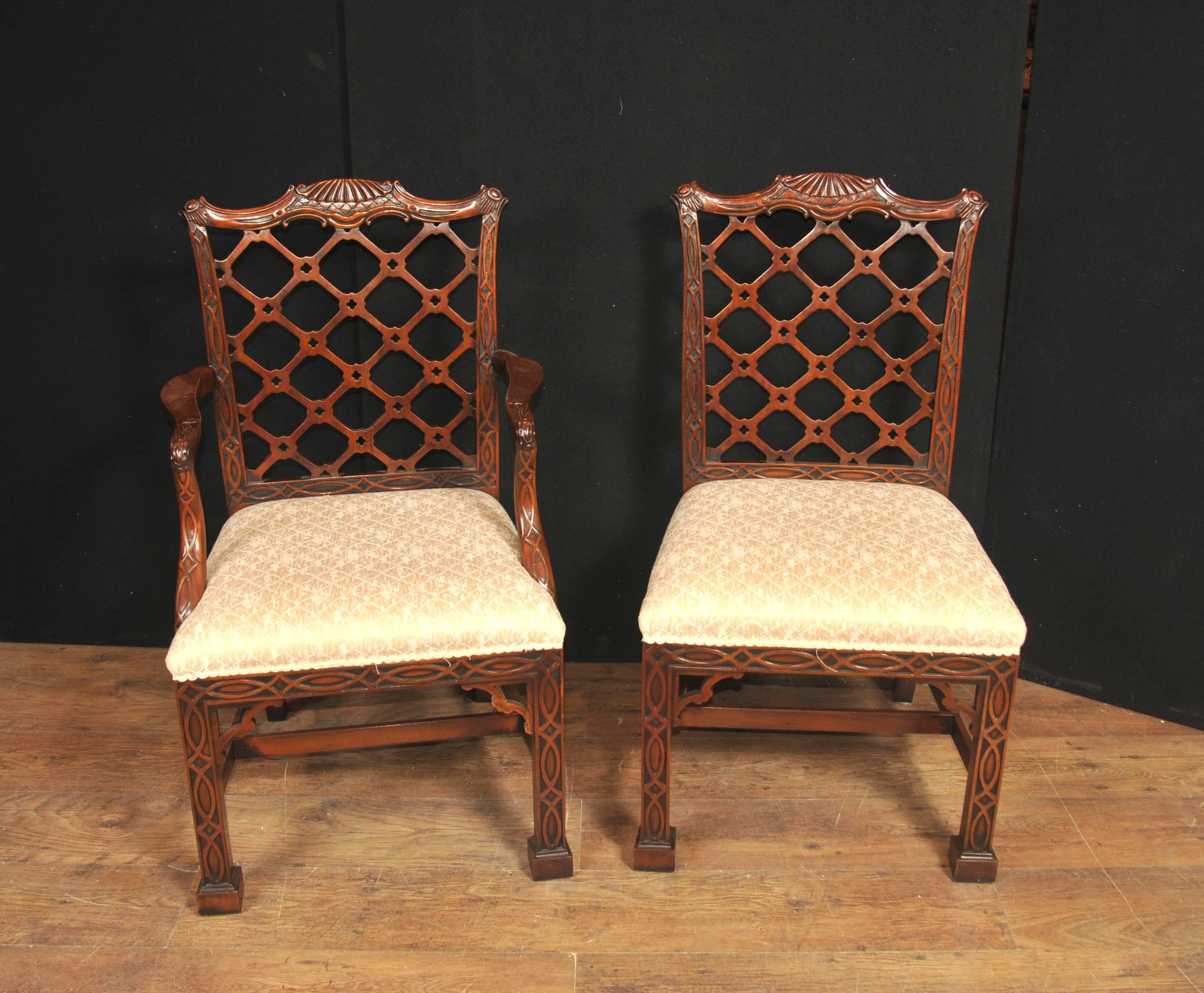 Ten Mahogany Chinese Chippendale Style Dining Chairs Gothic In Good Condition For Sale In Potters Bar, Herts