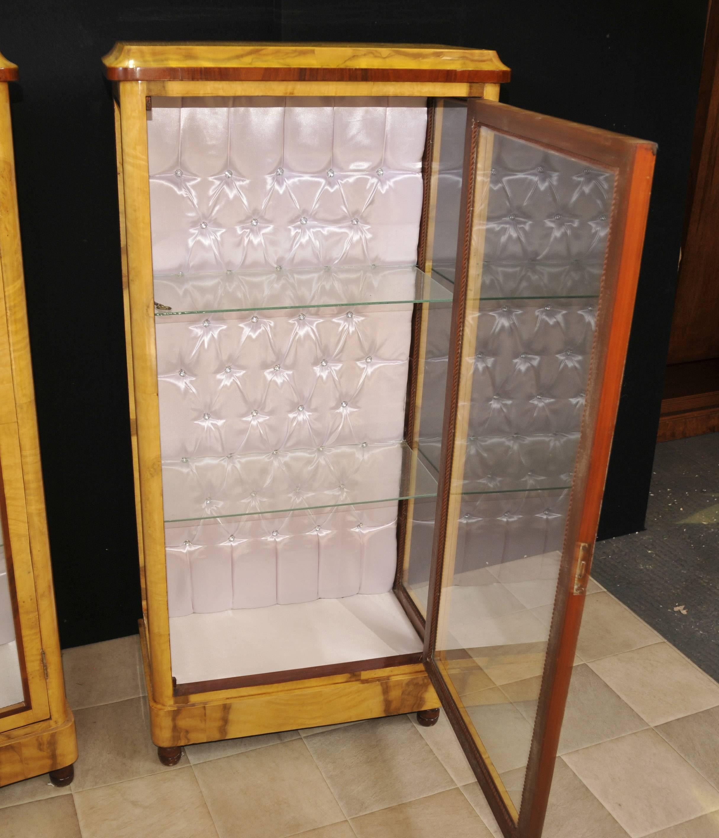Pair of Art Deco Style Display Cabinets Glass Fronted Bijouterie For Sale 1