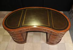 Regency Kidney Style Bean Desk in Walnut Writing Table