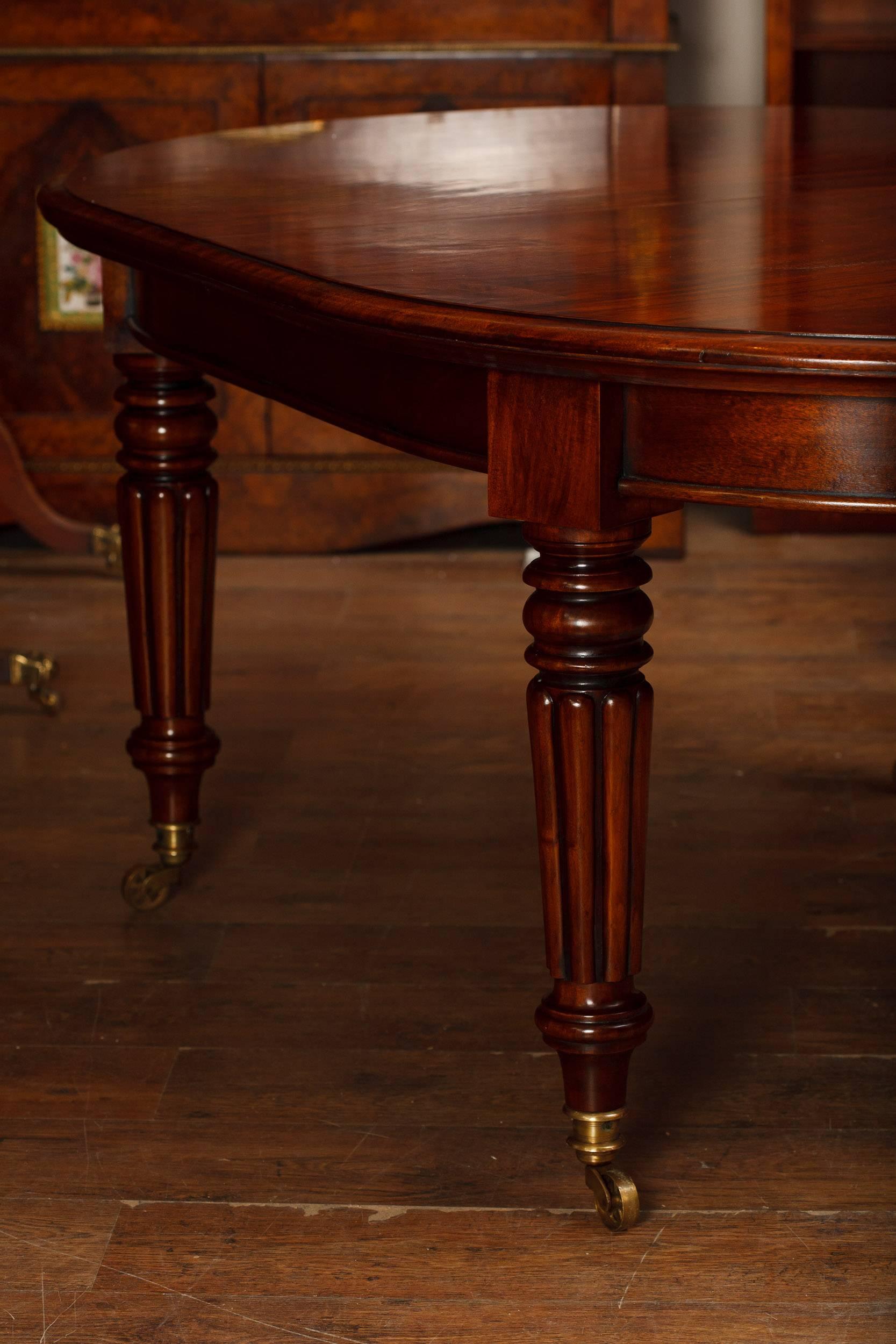 Come view this in our Herts showroom, just 25 minutes north of London.
Stunning Victorian style mahogany dining table.
Table has two leaves so this table can be various sizes.
Table has oval ends and reduces to an oval ended oblong shape with no
