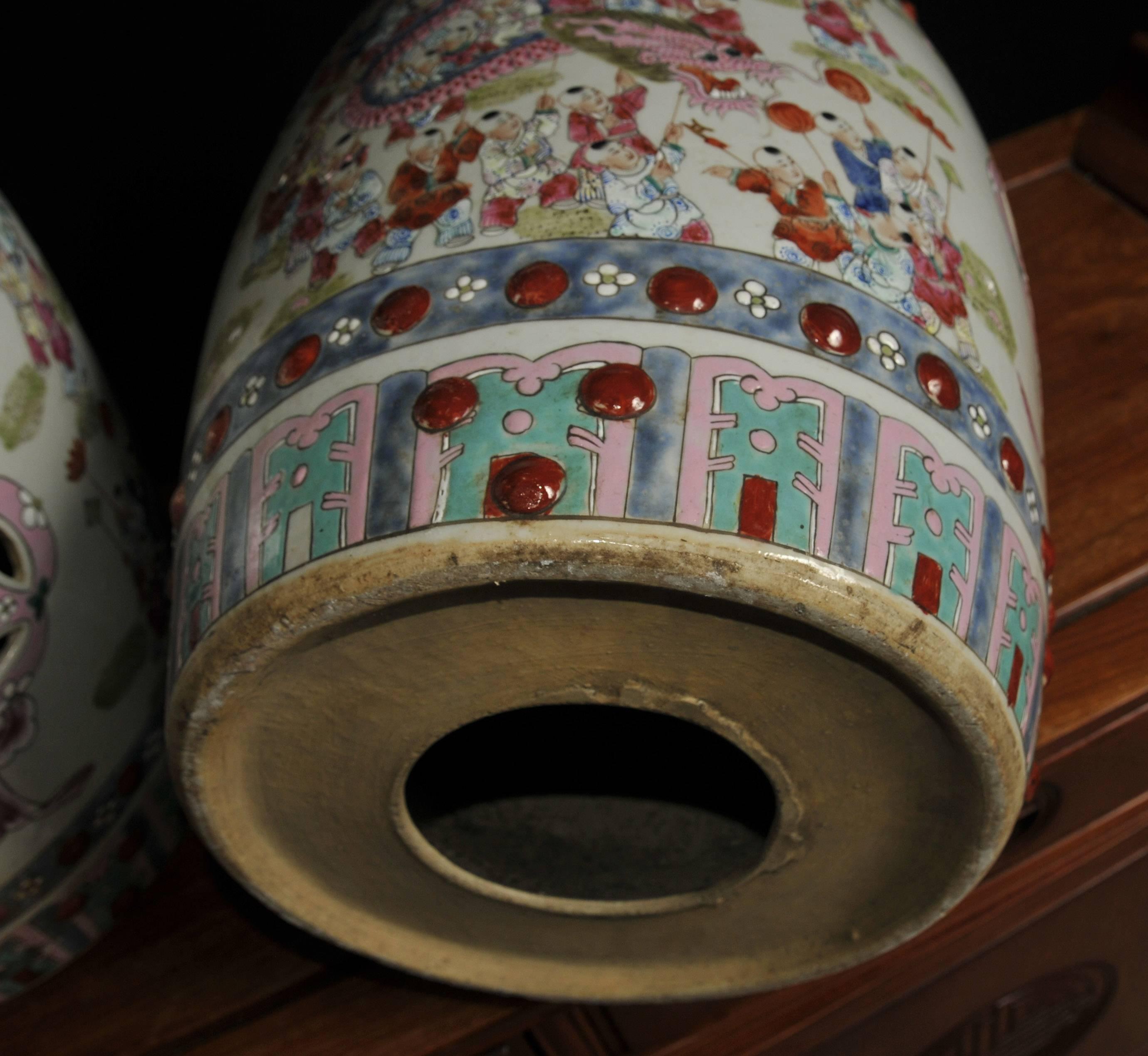 Pair of Chinese Kangxi Porcelain Garden Seats Stools Dragon Urns For Sale 3