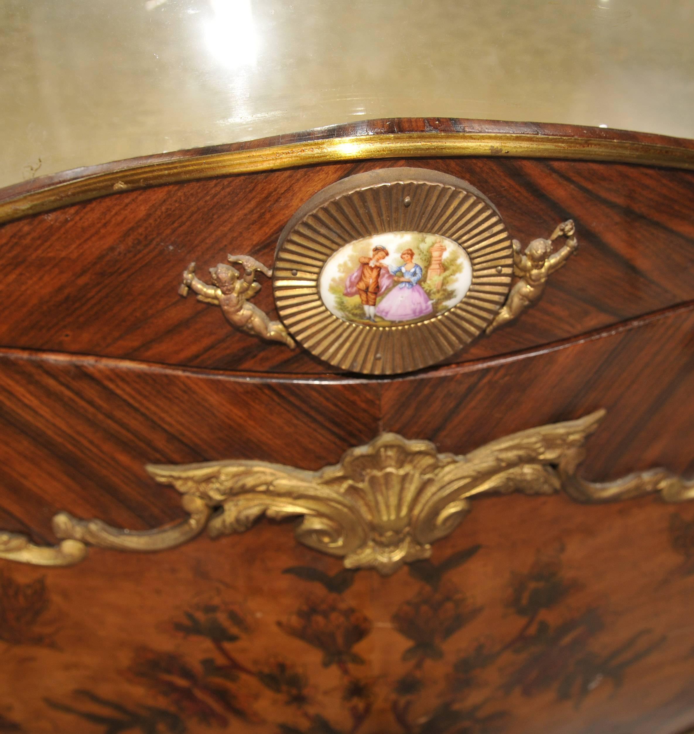 Antique French Empire Glass Display Cabinet Bijouterie Marquetry Inlay, 1900 In Good Condition For Sale In Potters Bar, Herts