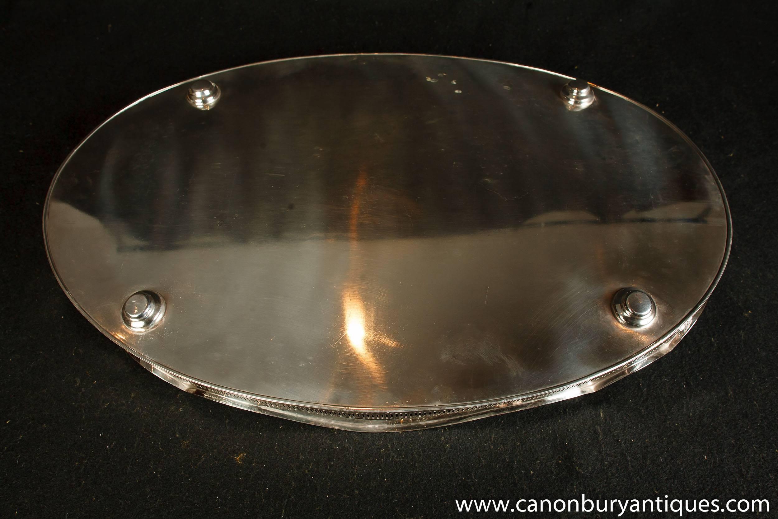 Stunning Victorian style silver plate tray.
Elegant oval shape with scalloped designs to gallery.
Piece finished in faux tortoiseshell.
Please see factory stamp on the underside - D.P and Sons.
Purchased from a dealer at the London silver