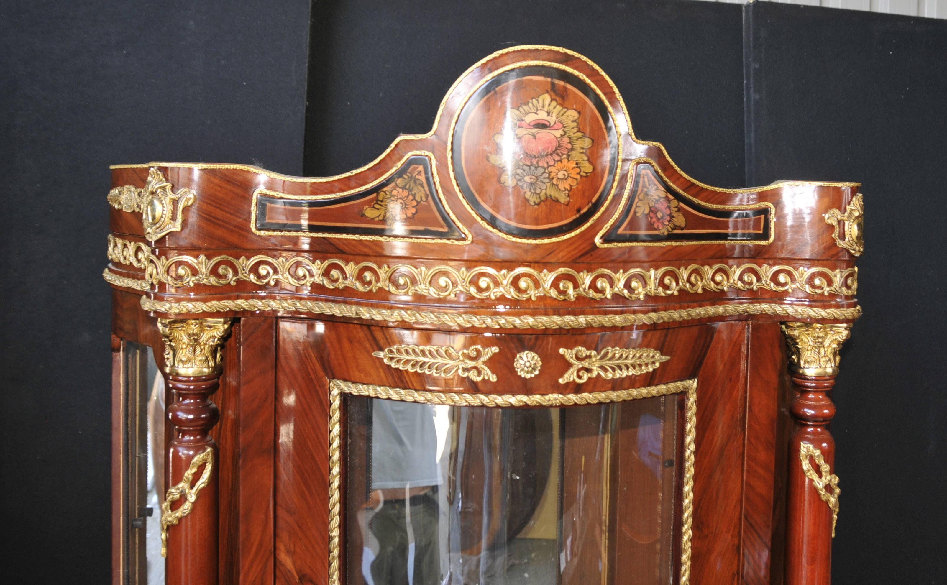 French Louis XVI Style Display Cabinet Bijouterie Painted Cabinets For Sale 4