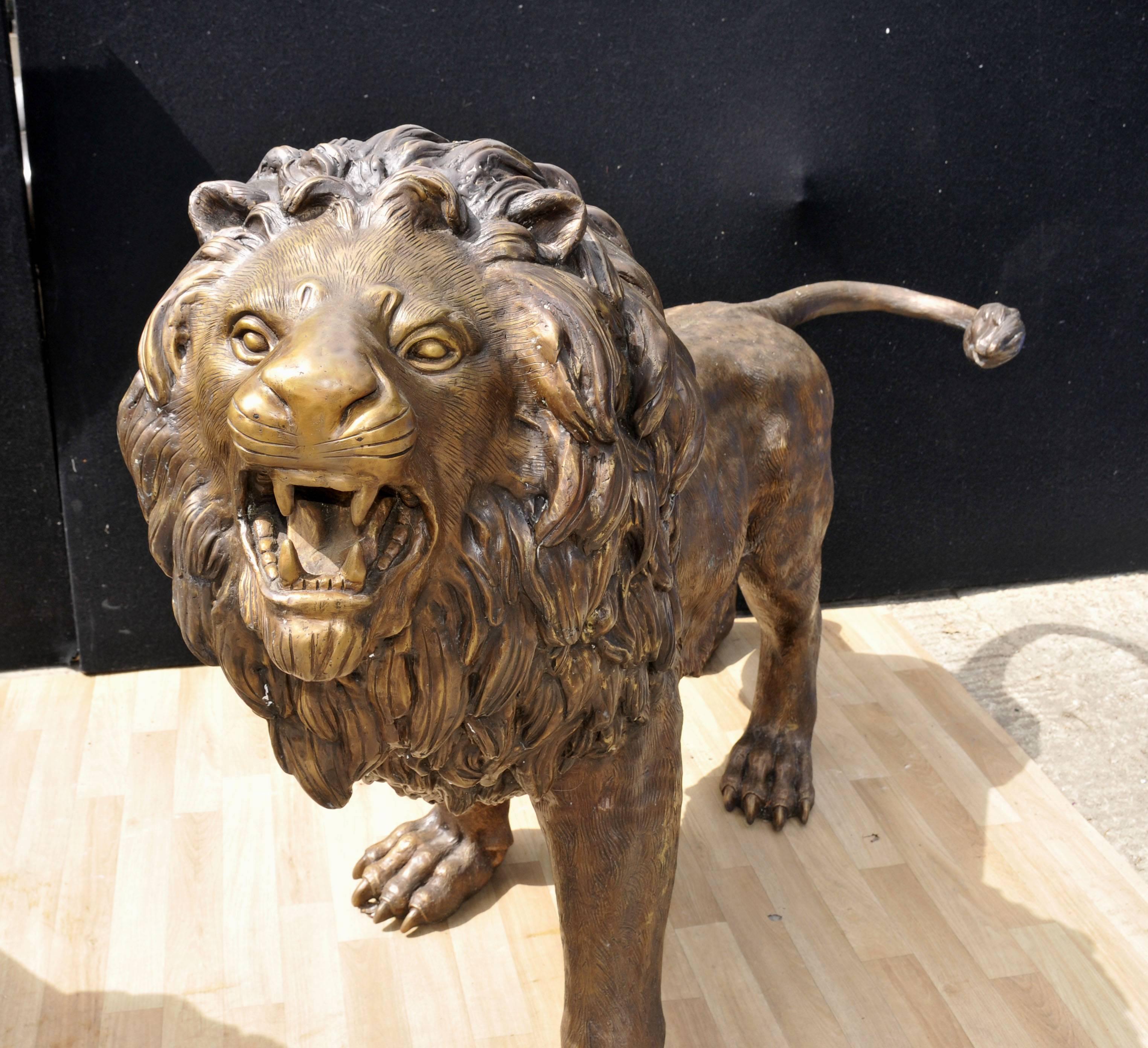 Contemporary Pair Big Bronze Lions Lion Cat Statues Landseer Gatekeepers Medici For Sale