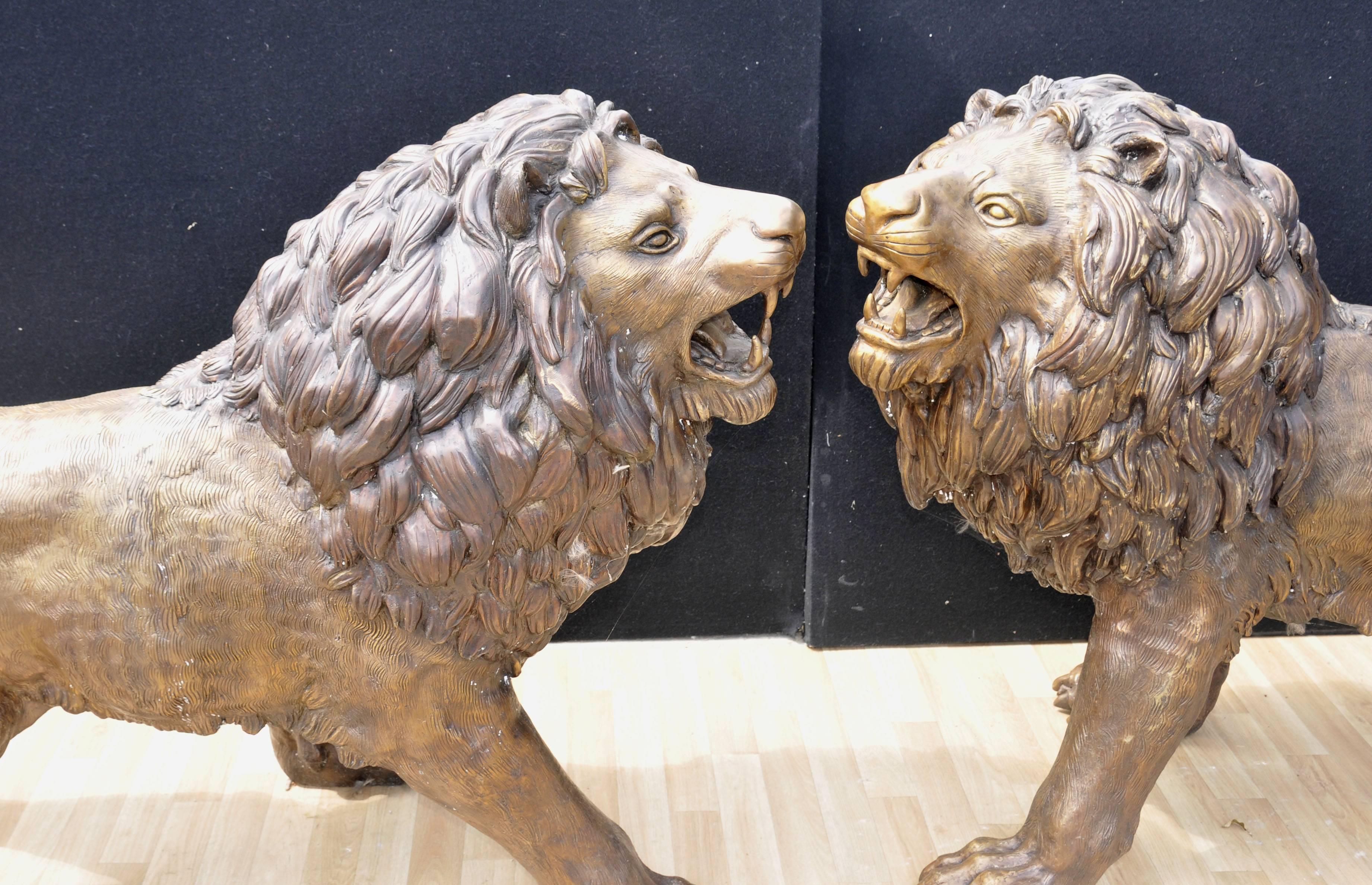 Pair Big Bronze Lions Lion Cat Statues Landseer Gatekeepers Medici For Sale 2
