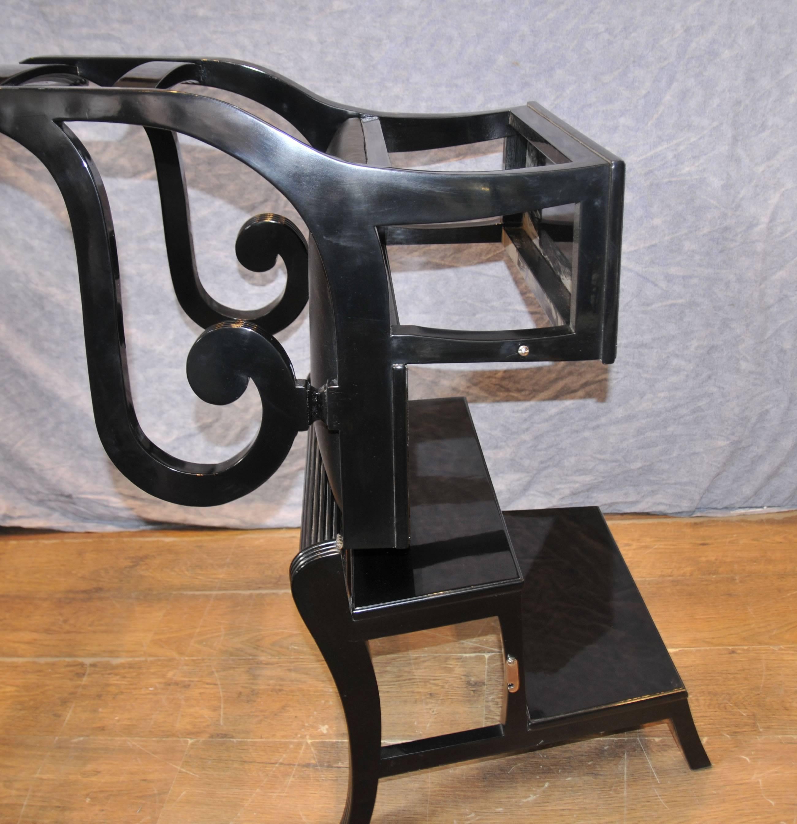 Black Lacquer Regency Style Metamorphic Chair Library Step Ladder For Sale 4