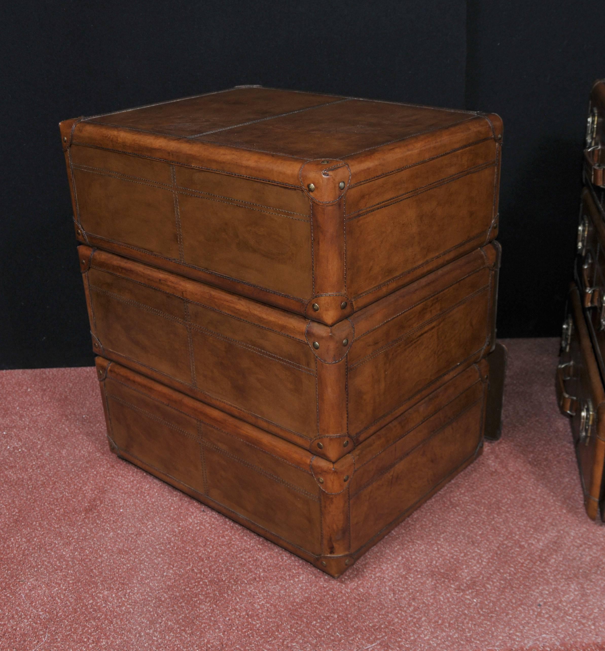 British Colonial Pair of English Leather Campaign Bedside Chests Nightstands Furniture