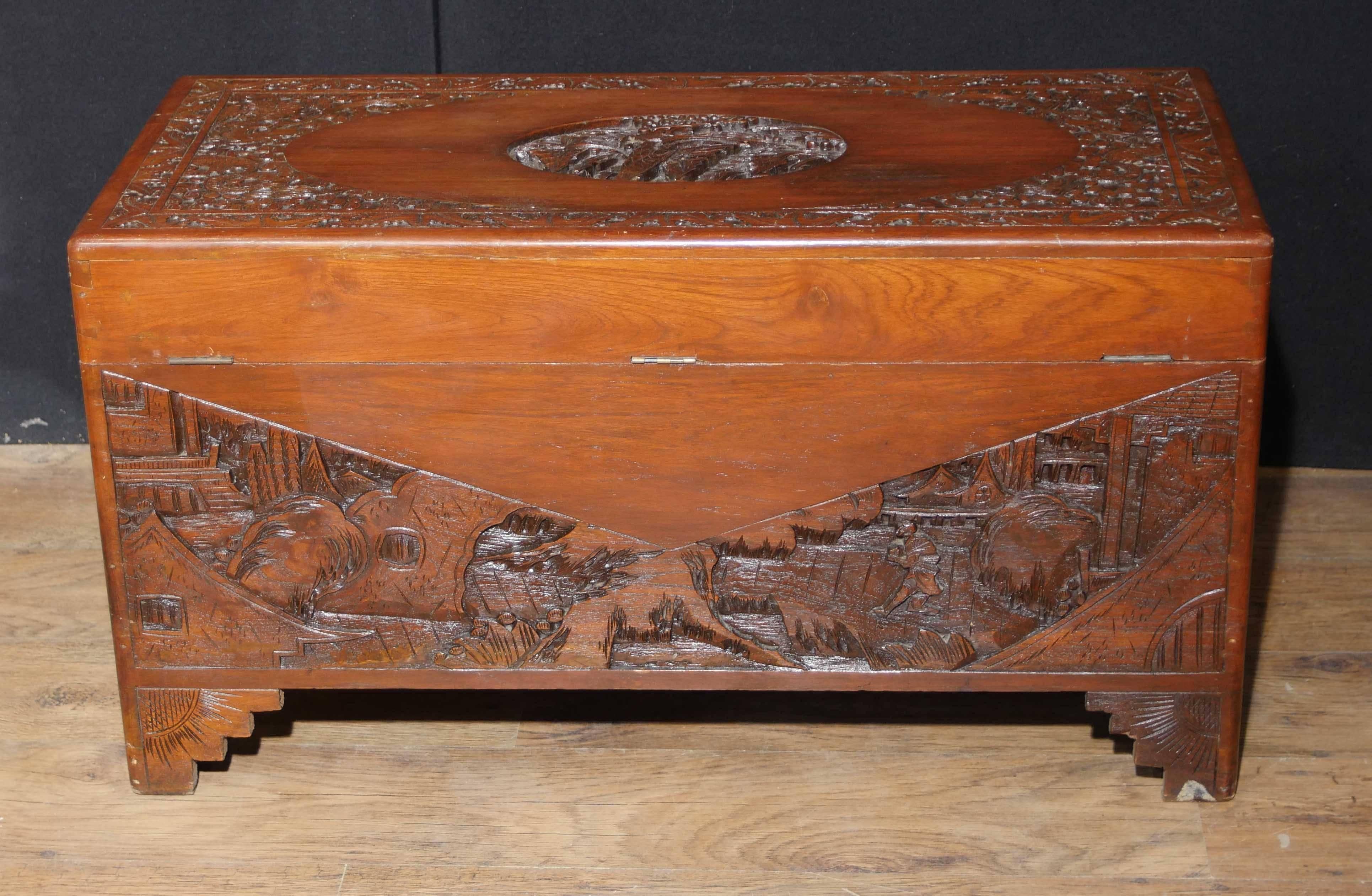 Antique Chinese Carved Camphor Wood Chest Luggage Trunk Table For Sale 3