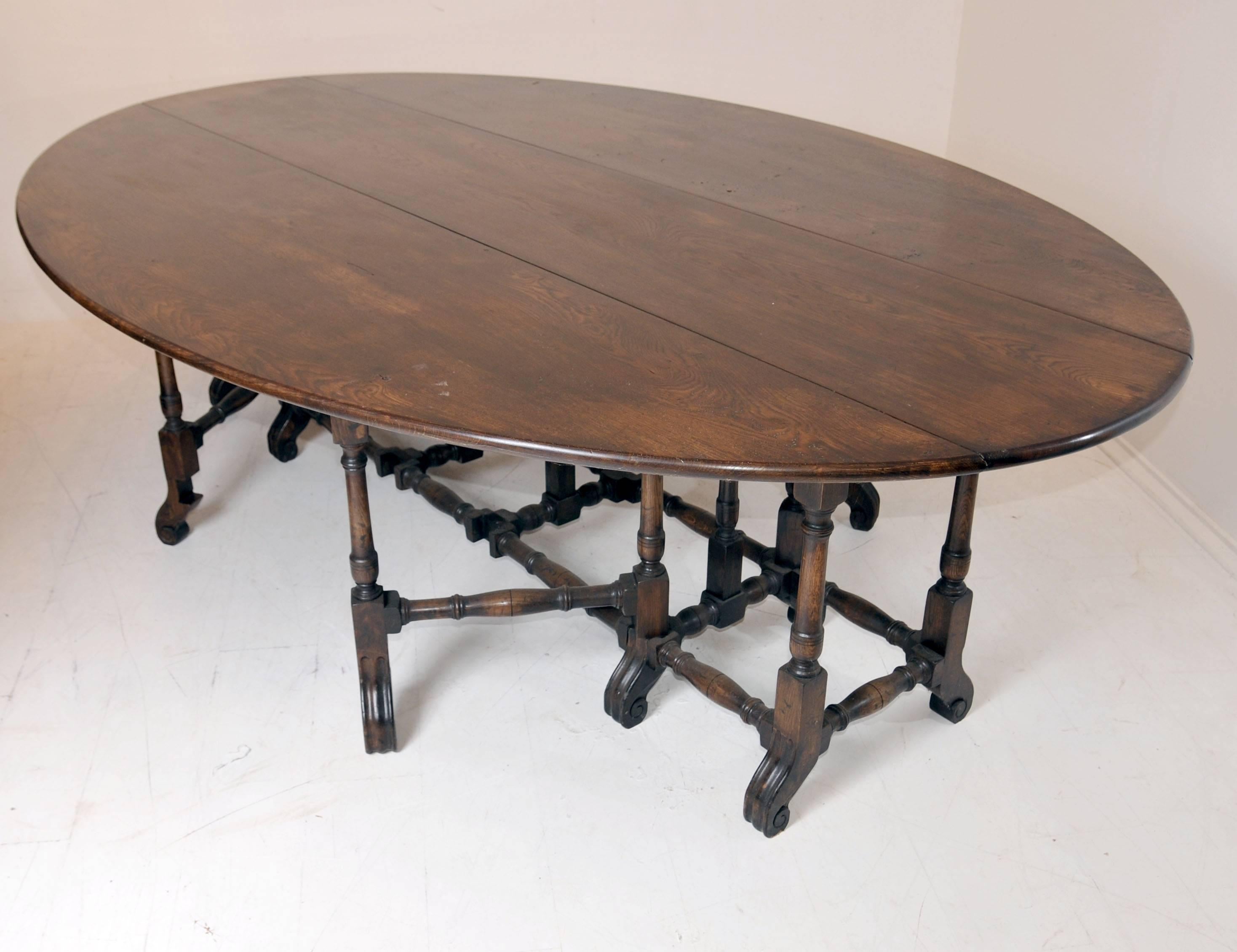 Large Victorian Style Oak Wakes Oval Table Extending Refectory For Sale 3