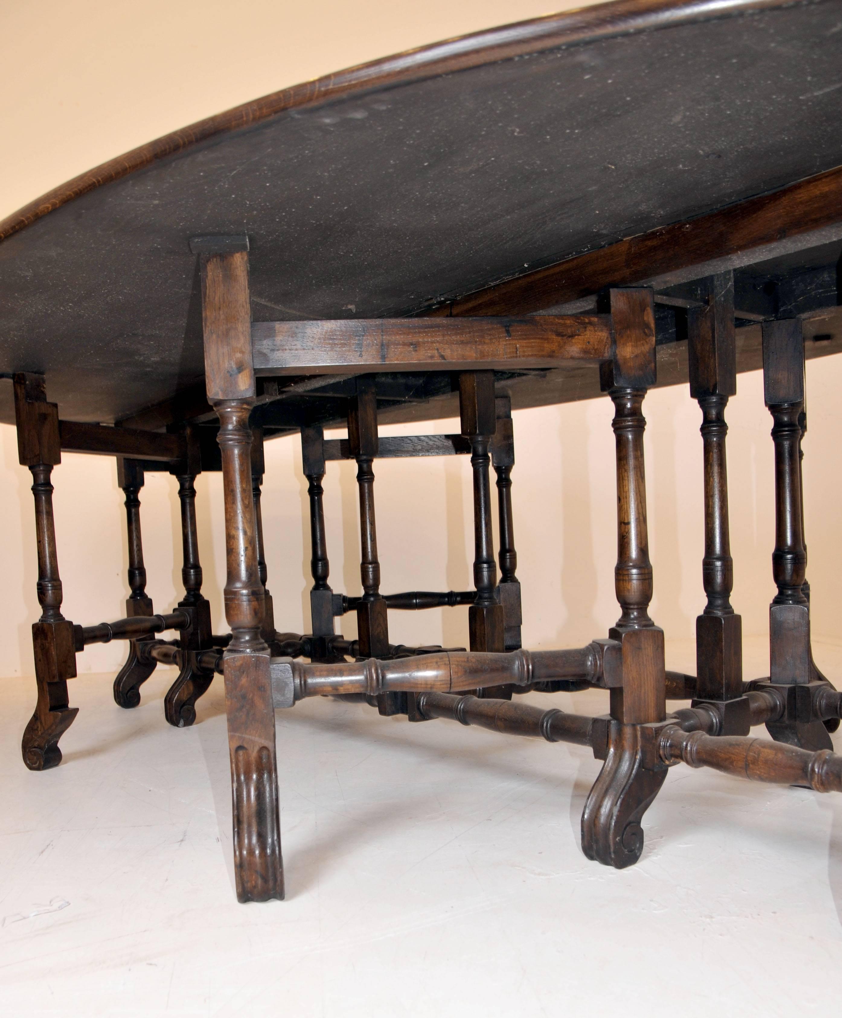 Large Victorian Style Oak Wakes Oval Table Extending Refectory For Sale 6