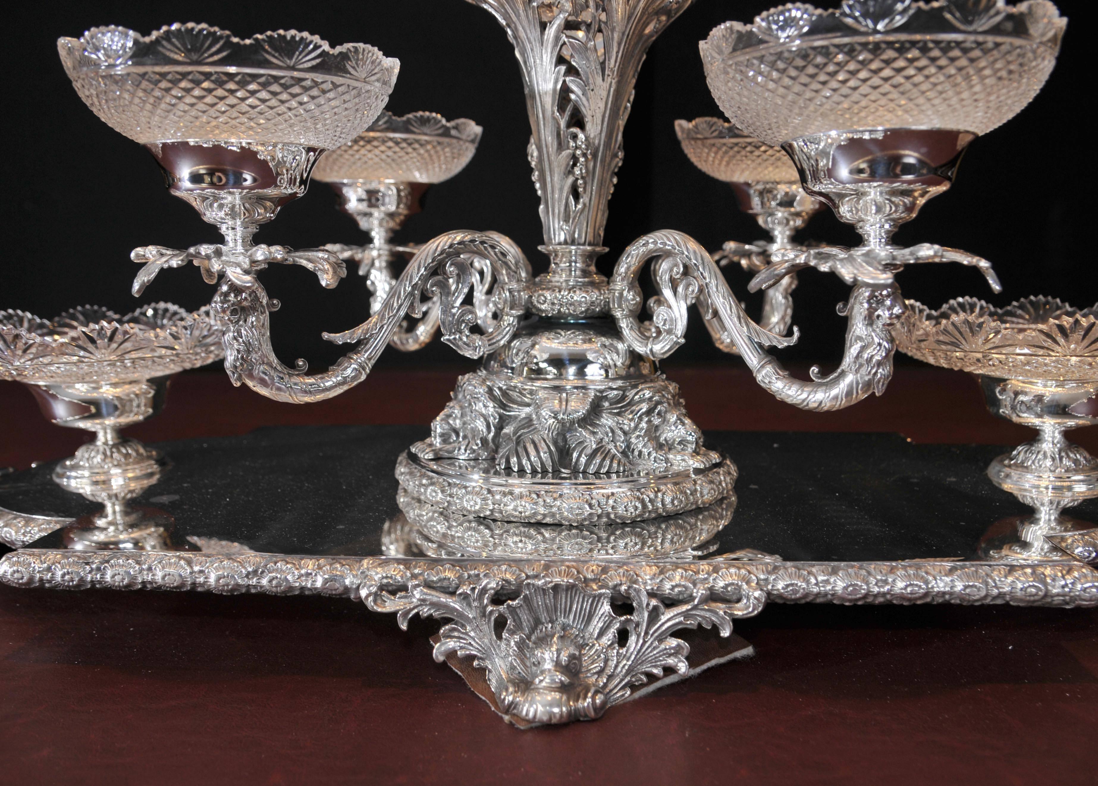 Sheffield Silver Plate Centrepiece Glass Epergne Victorian Platter For Sale 6