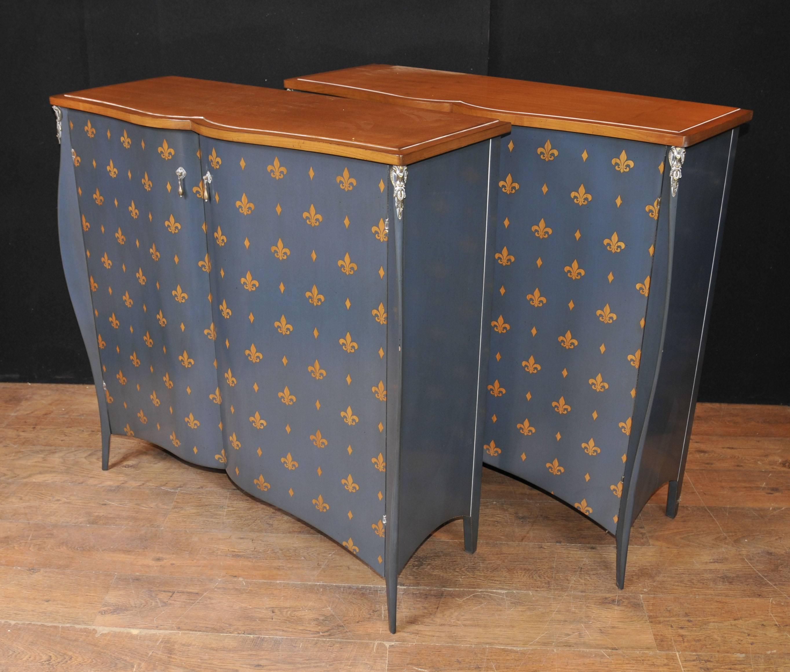 Contemporary Pair of French Art Nouveau Style Painted Cabinets Fleur De Lys For Sale