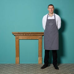 Kleiner handgeschnitzter Kaminsims aus Kiefer im georgianischen Stil