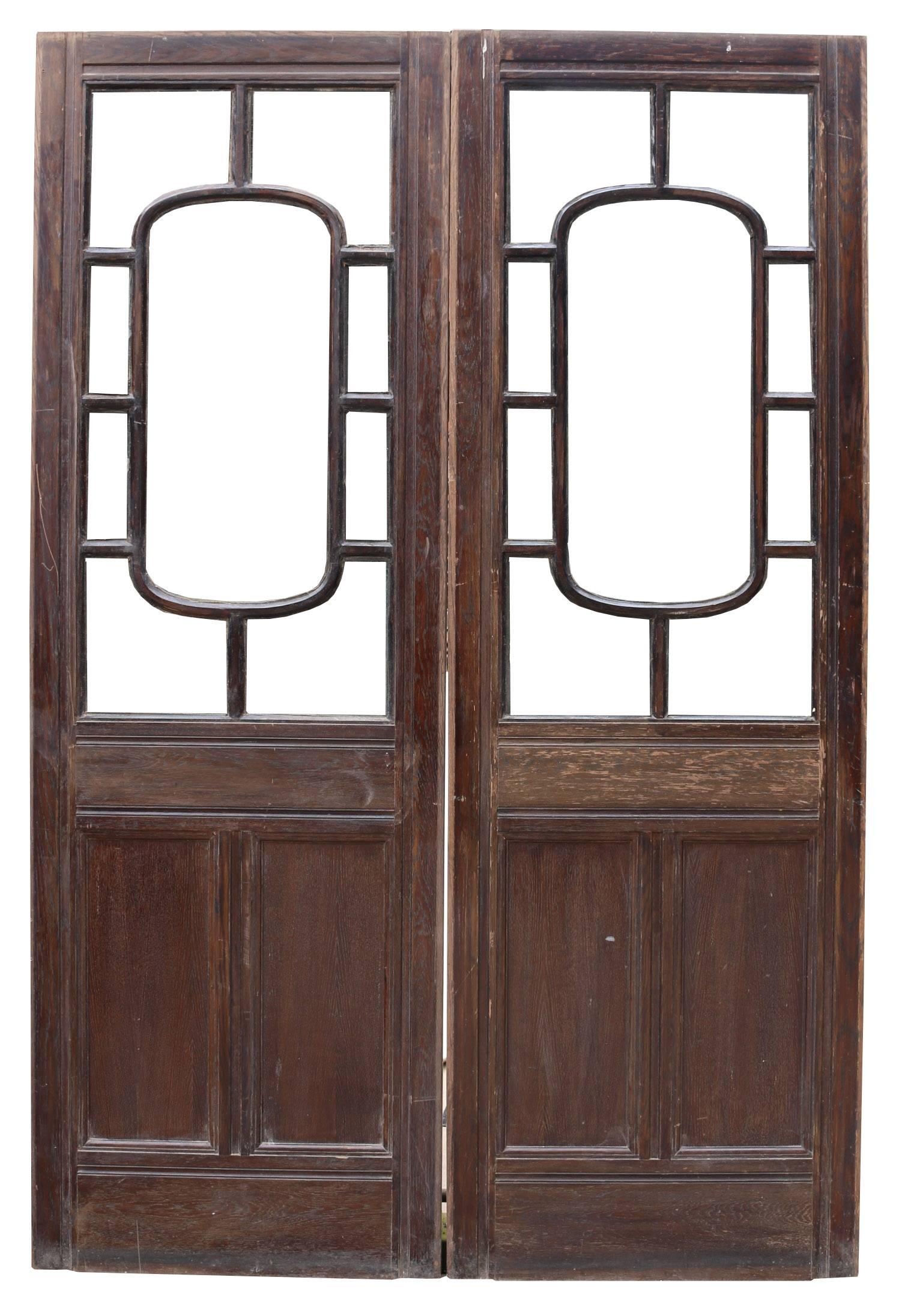 These doors have wired glass, which could be replaced if required. They do not have a rebate or hinges.
Measure: Weight 24 kg each.