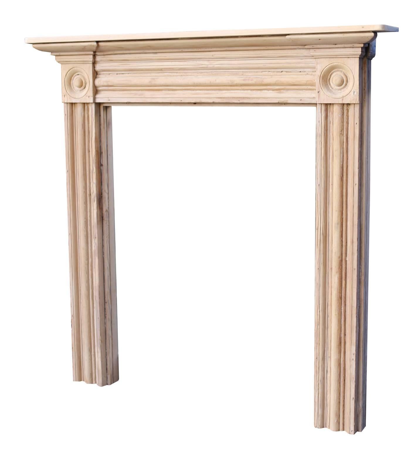 This fire surround is in good condition for its age.
Measures: Opening height 101.5 cm
Opening width 78 cm
Width between legs 109 cm
Weight 20 kg.