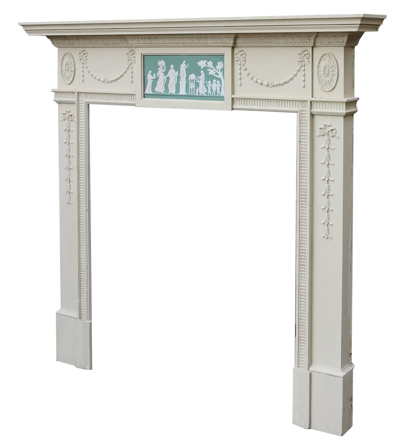 This fire surround would need re-decorating.
Opening height 89.5 cm
Opening width 76 cm
Width between legs 106 cm
Weight 13 kg