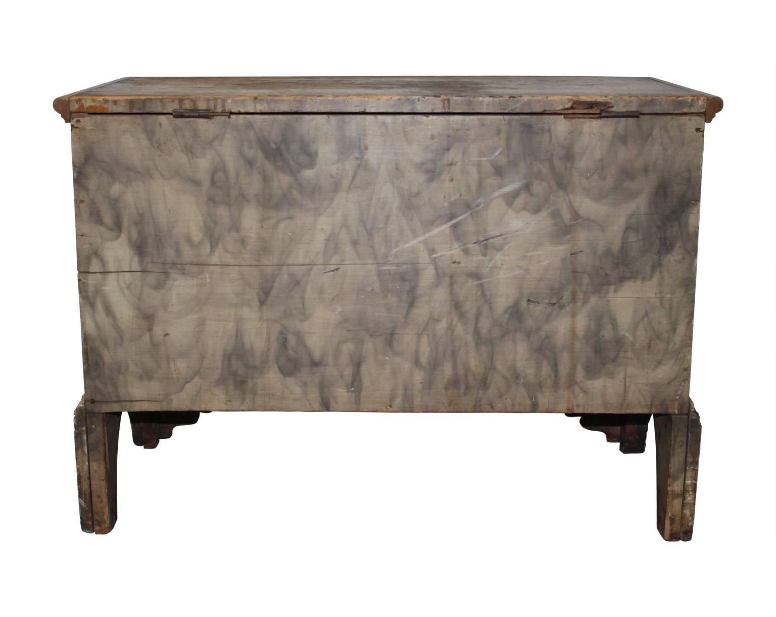 Smoke Painted Blanket Chest In Distressed Condition For Sale In New York, NY