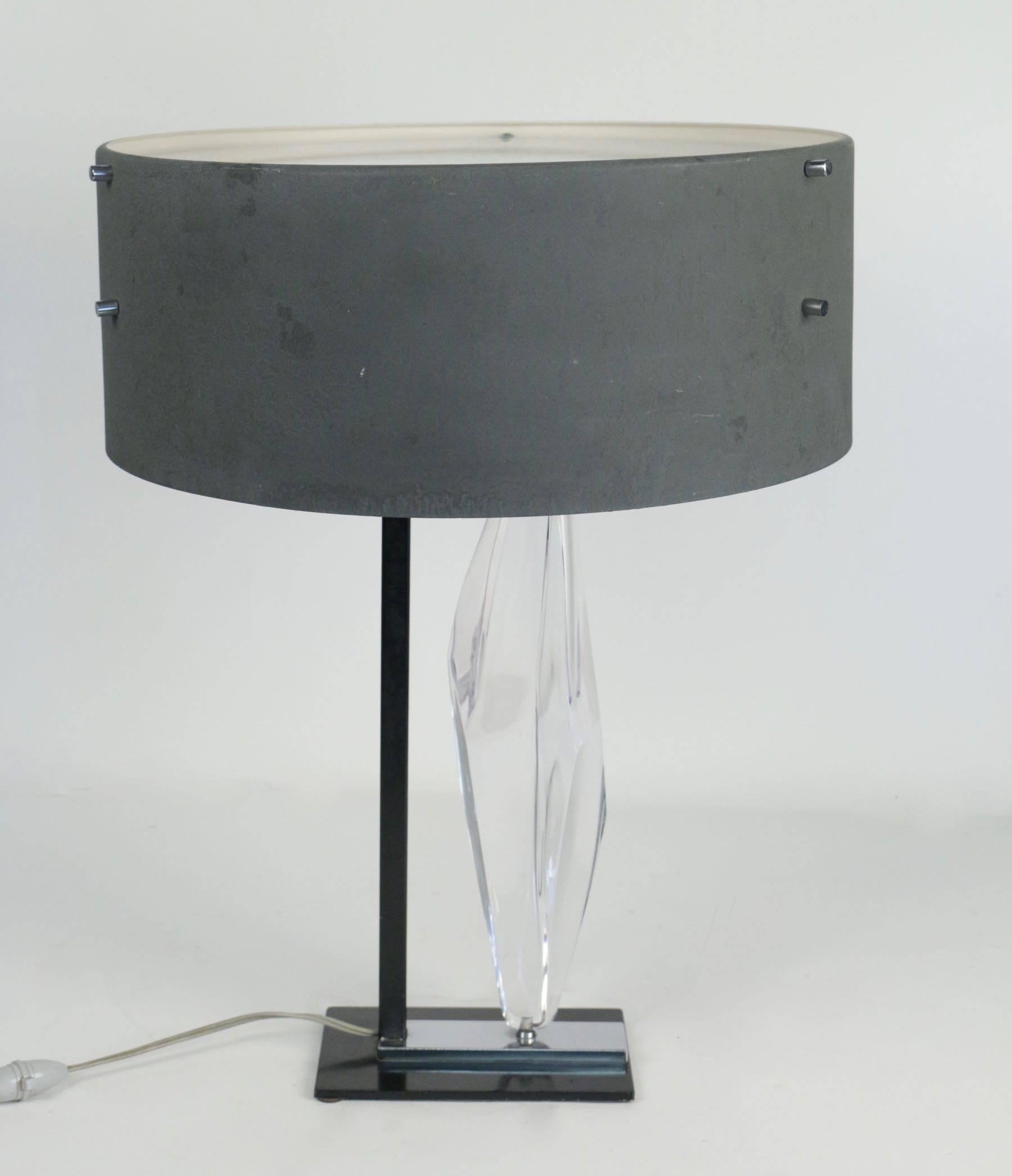 Rare 1960s Daum Crystal Table Lamp In Good Condition In Saint-Ouen, FR