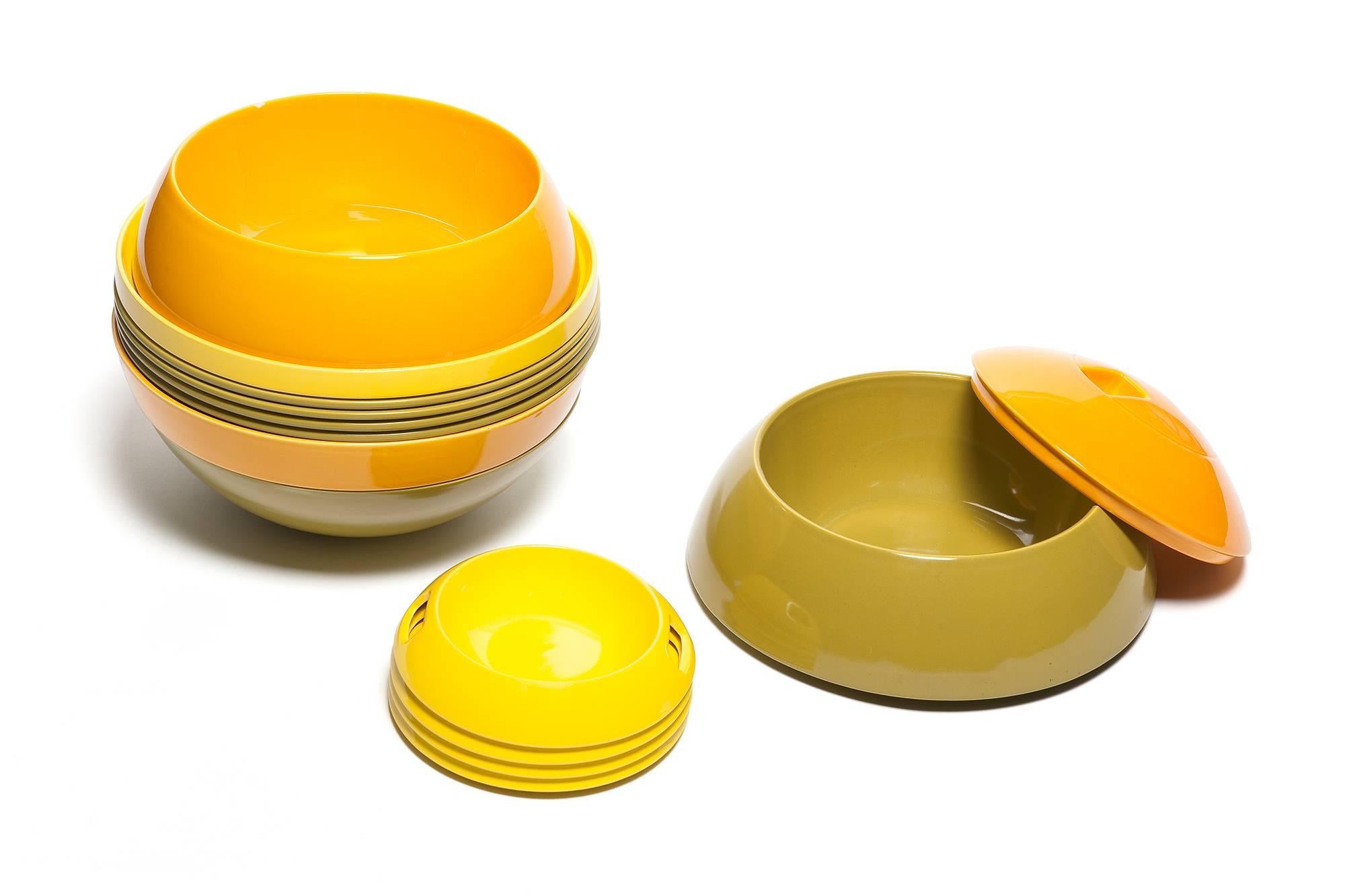 Villeroy & Boch La Boule.

Stackable set of ‘La Boule Avant Garde’.
Set for four people by Helen von Boch for Villeroy & Boch, 1971.
19 pieces which make a ball with different colours (green, yellow and orange).
Stamped on each piece ‘Villeroy