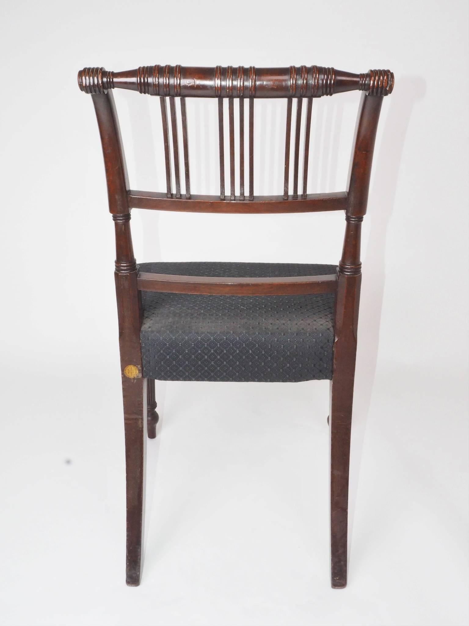 19th Century Pair of Mahogany Side Chairs For Sale