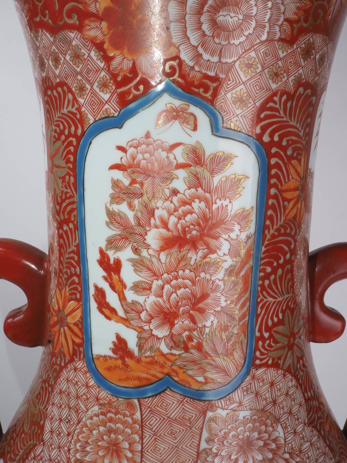 Pair of Kutani Japanese Floor Vases For Sale 4