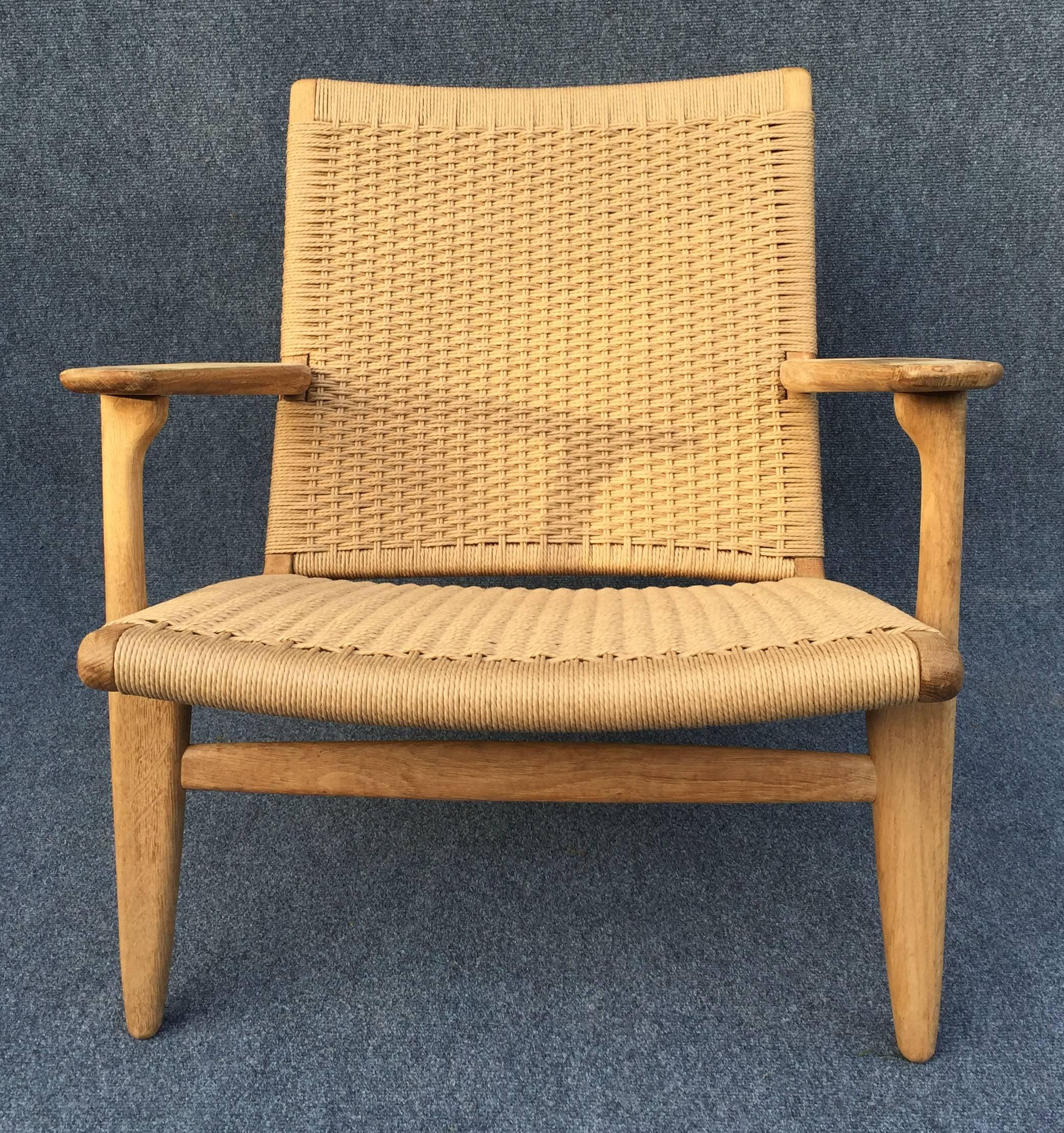 Mid-Century Modern CH25 Chair by Hans J Wegner for Carl Hansen