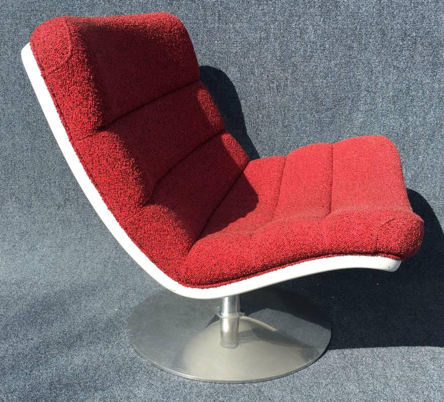 Mid-Century Modern Pair of F978 Swivel Chairs by Geoffrey Harcourt
