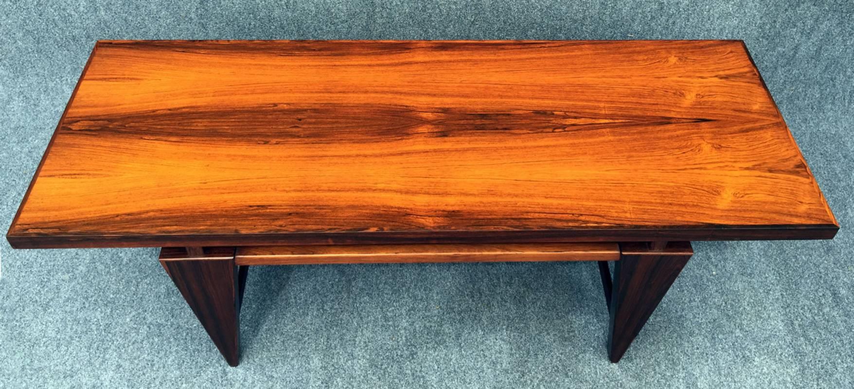 Long Danish Rosewood Coffee Table by Illum Wikkelsø In Excellent Condition In Little Burstead, Essex