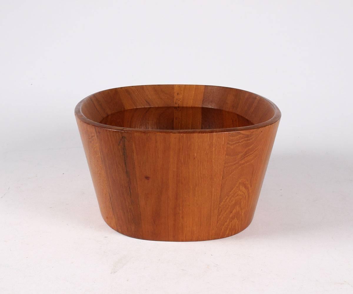Beautiful bowl in solid teak by Quistgaard for Dansk.