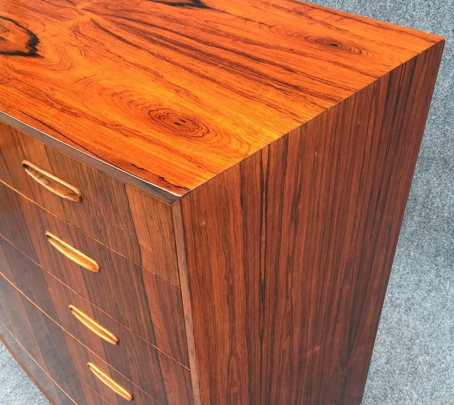 Danish Bow Fronted Rosewood Chest of Drawers 2