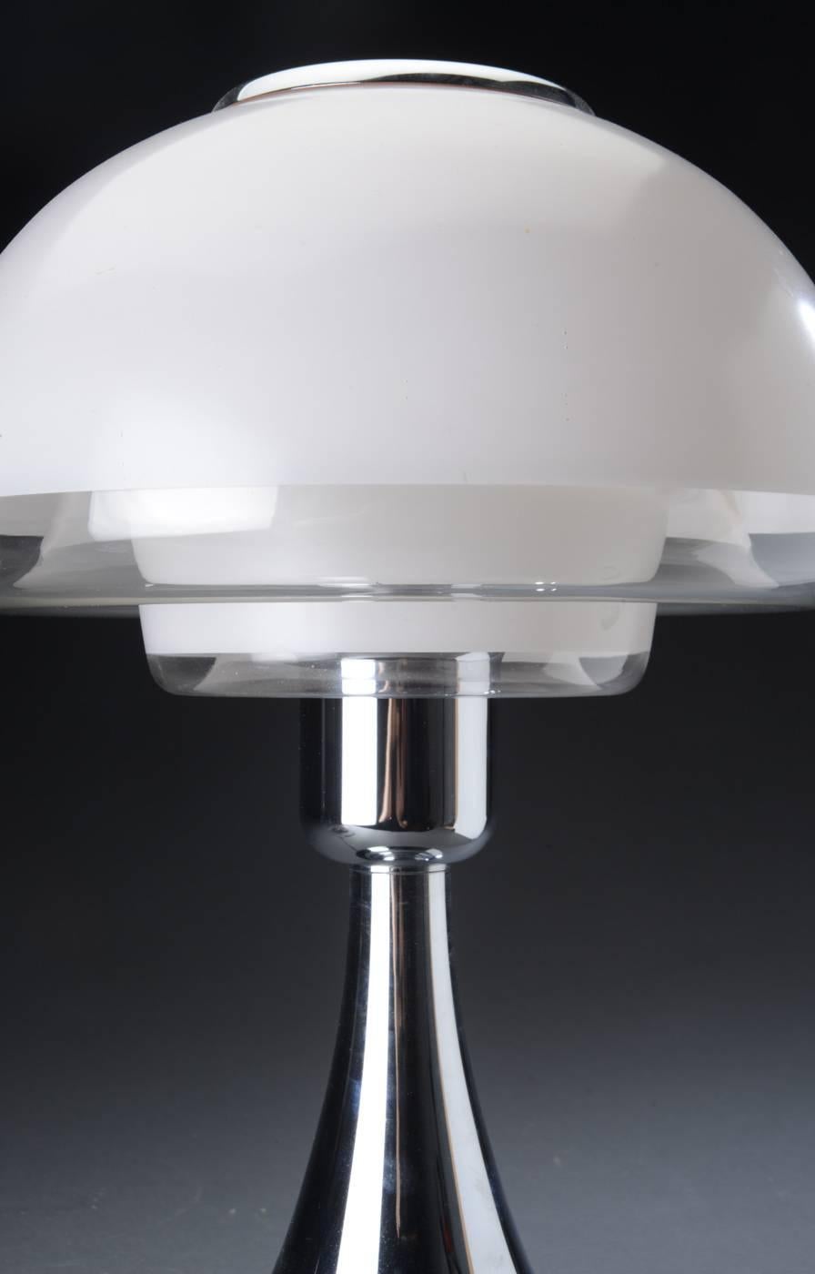 A very nice original example of this scarce lamp designed by Verner Panton for Louis Poulsen, Denmark, in full working condition.