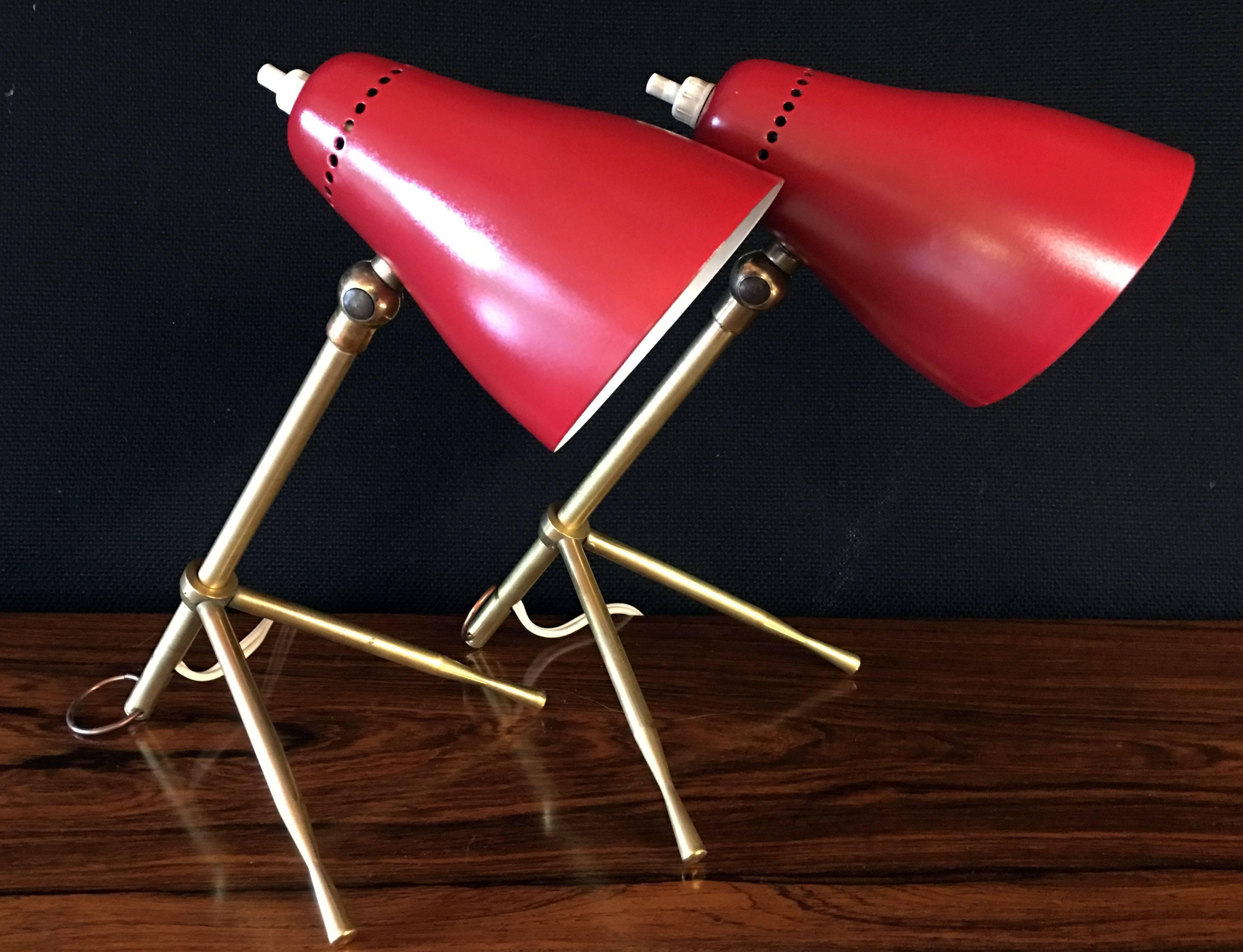 Pair of Ochetta Desk/Wall Lights by Giuseppe Ostuni for O-Luce In Excellent Condition In Little Burstead, Essex