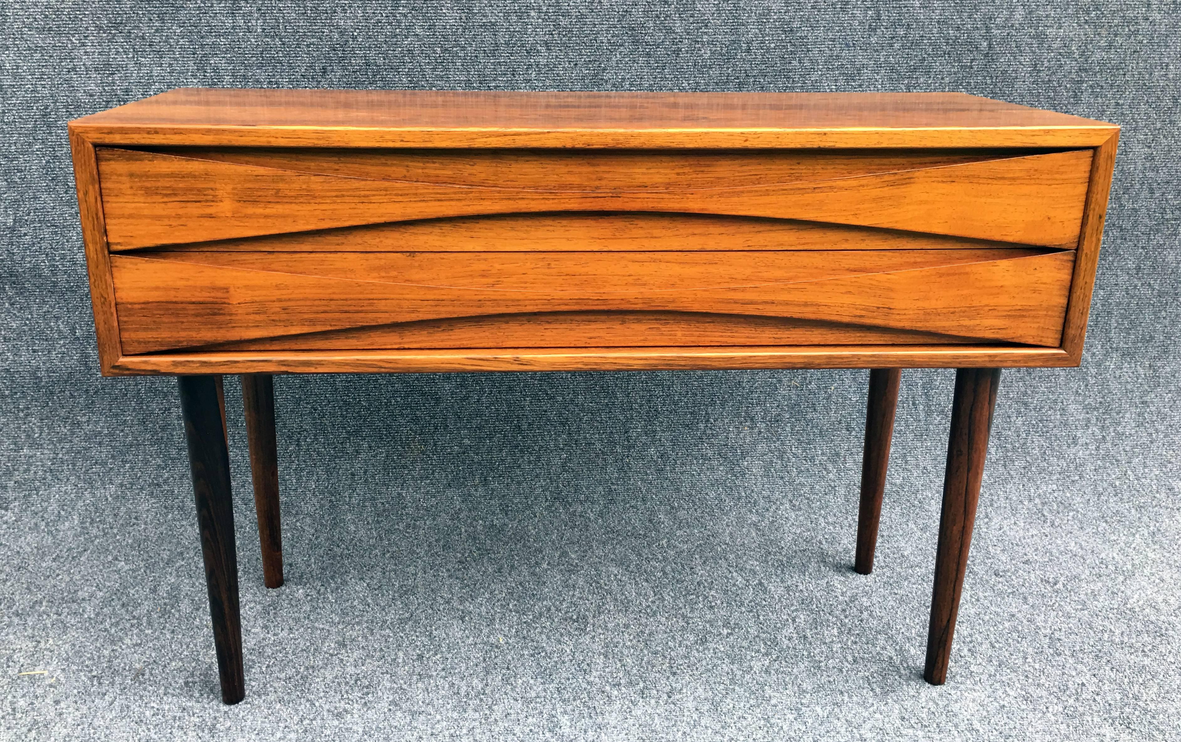Long Two Drawer Rosewood Side Table by Arne Vodder for N.C.Mobler In Excellent Condition In Little Burstead, Essex
