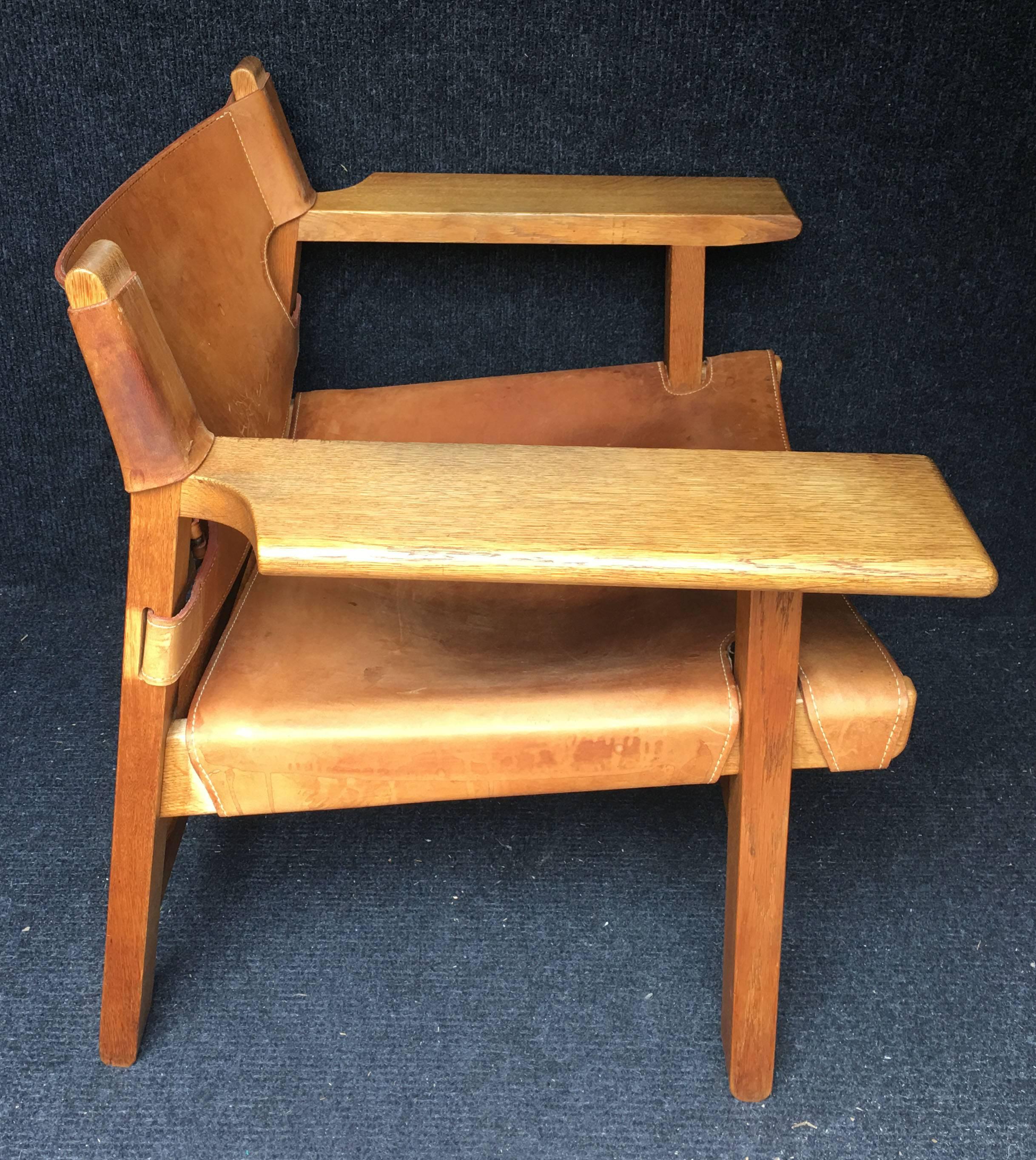 A good early example of this highly desirable lounge chair.
