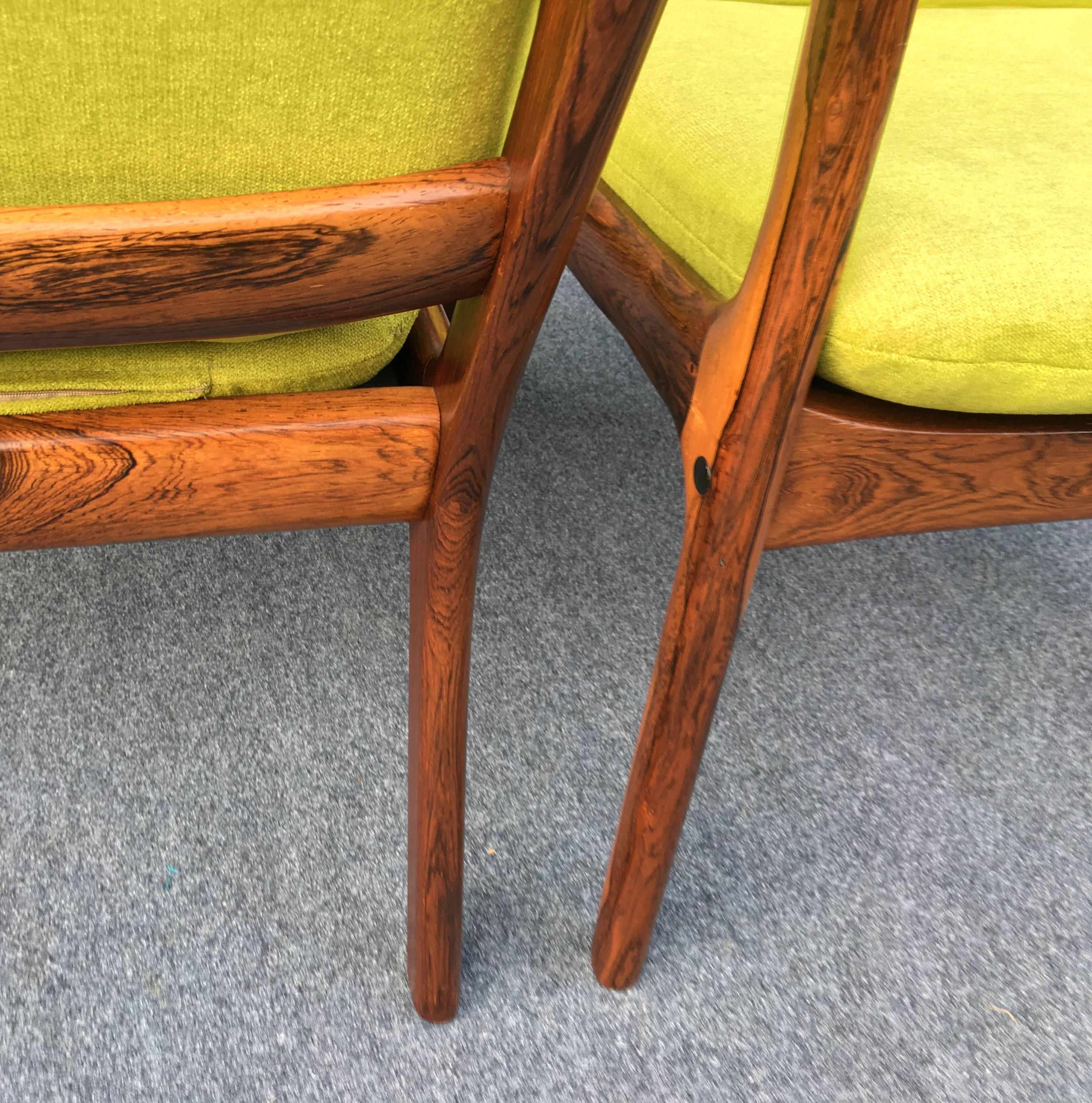 Pair of Danish Rosewood 'PJ112' Armchairs by Ole Wanscher for Poul Jeppersen In Excellent Condition In Little Burstead, Essex