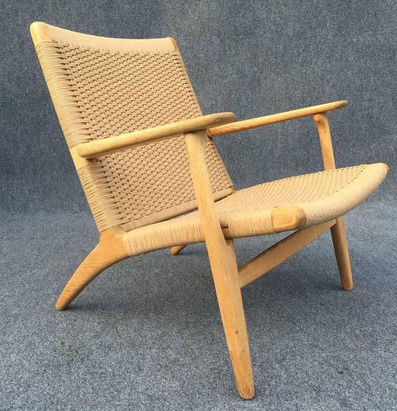 Mid-20th Century CH25 Chair by Hans J Wegner for Carl Hansen