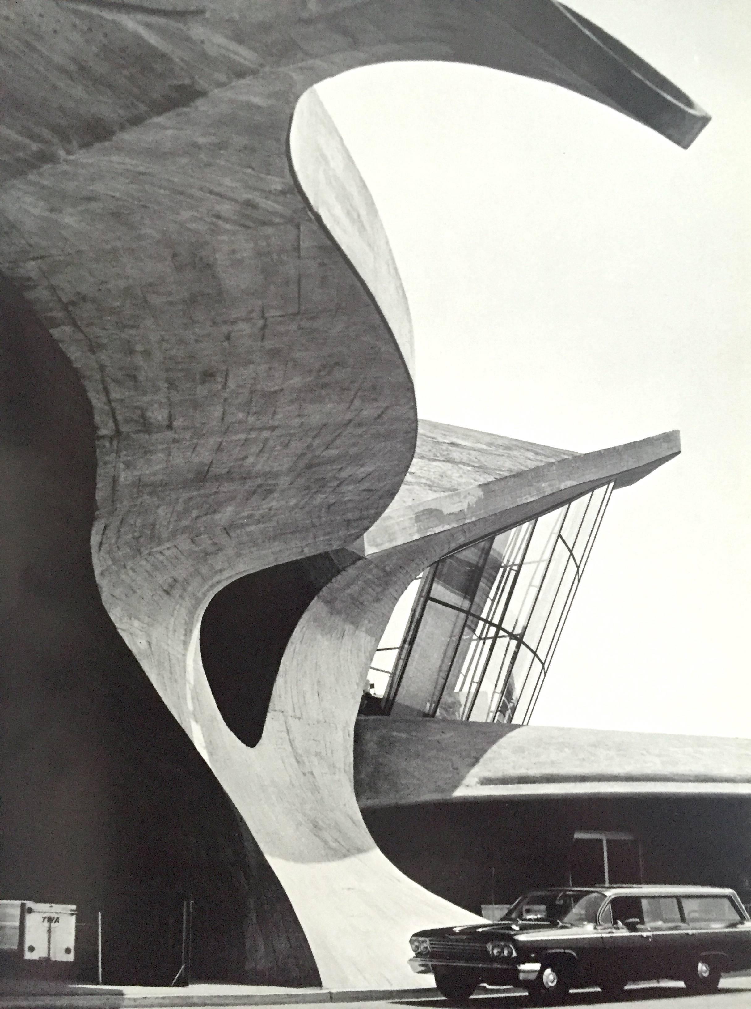 American Eero Saarinen, Library of Contemporary Architects, 1971