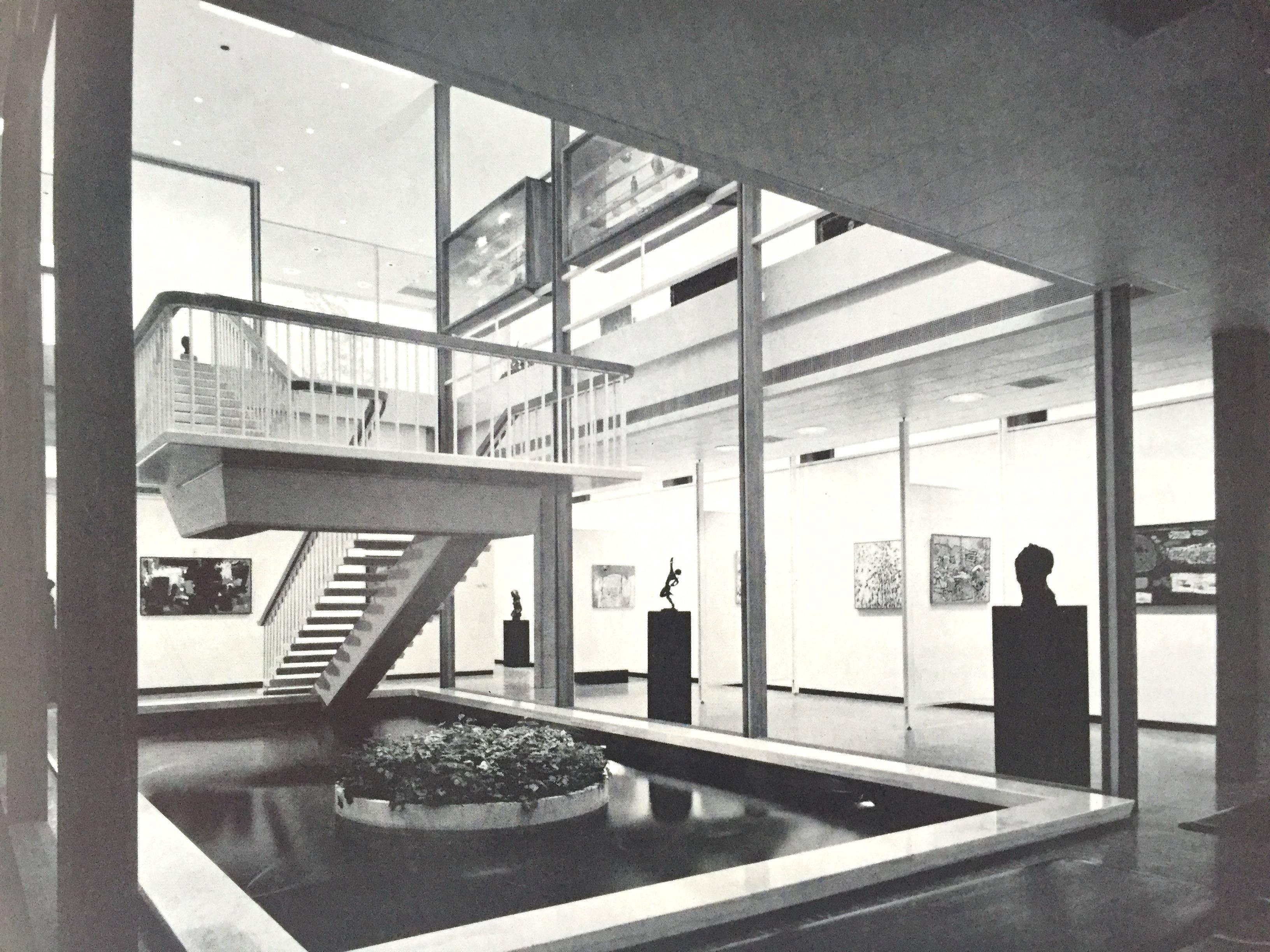 Papier « The New Museum, Architecture and Display » (Le nouveau musée, l'architecture et l'exposition - Michael Brawne), 1965