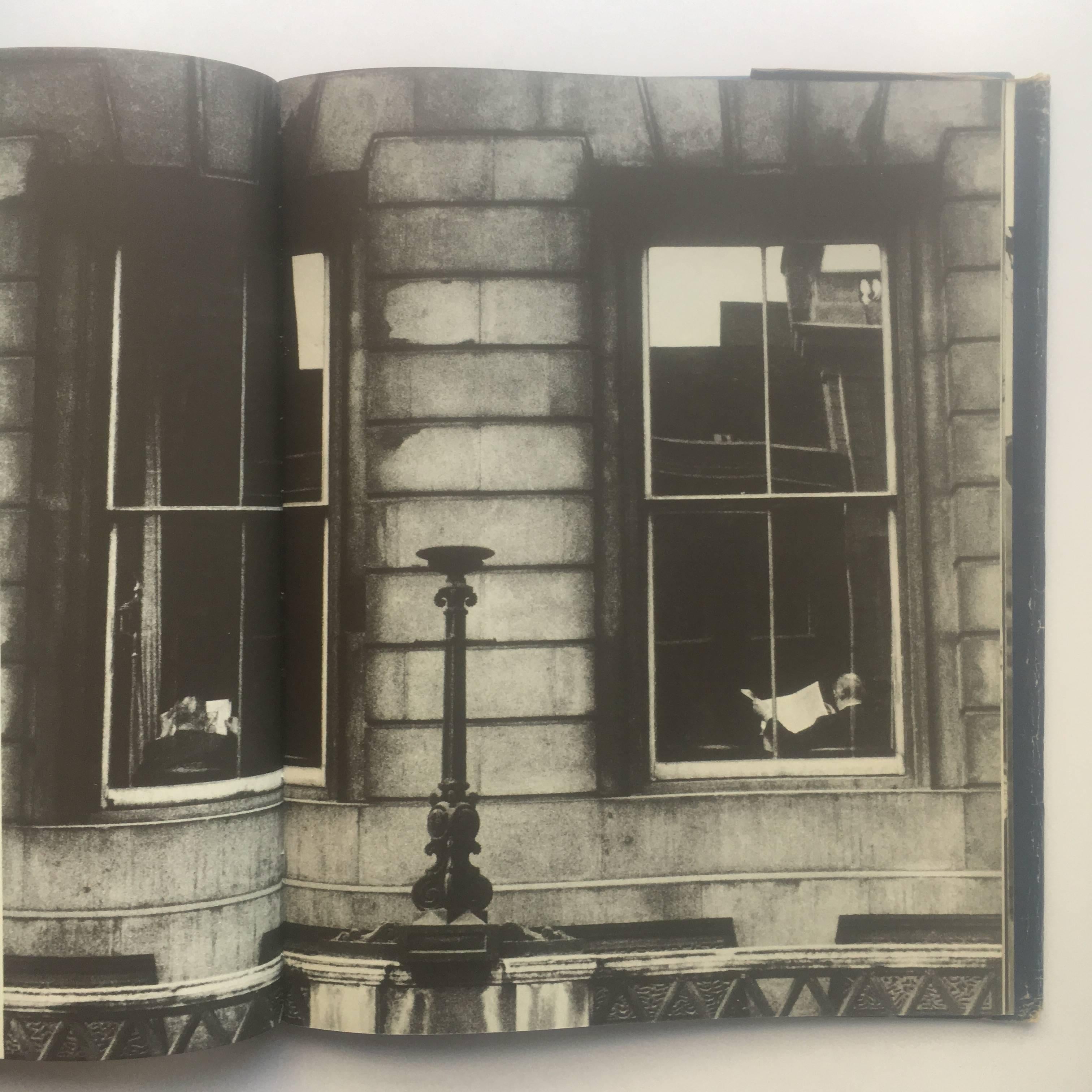 British London Tony Armstrong Jones (Lord Snowdon) 1st edition 1958
