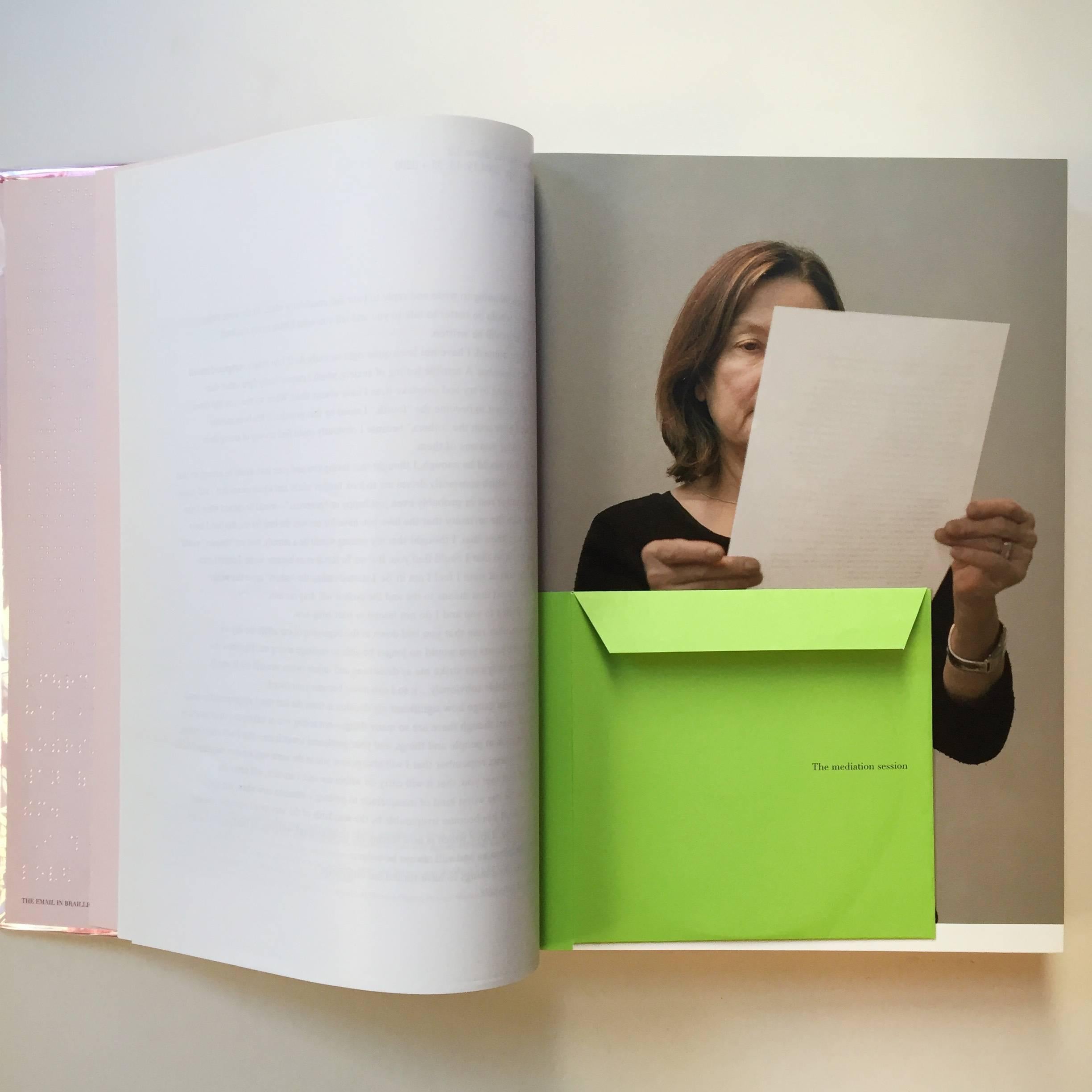 Publié par Actes Sud:: 2007. 

L'artiste française Sophie Calle présente 107 interprétations d'un courriel de 