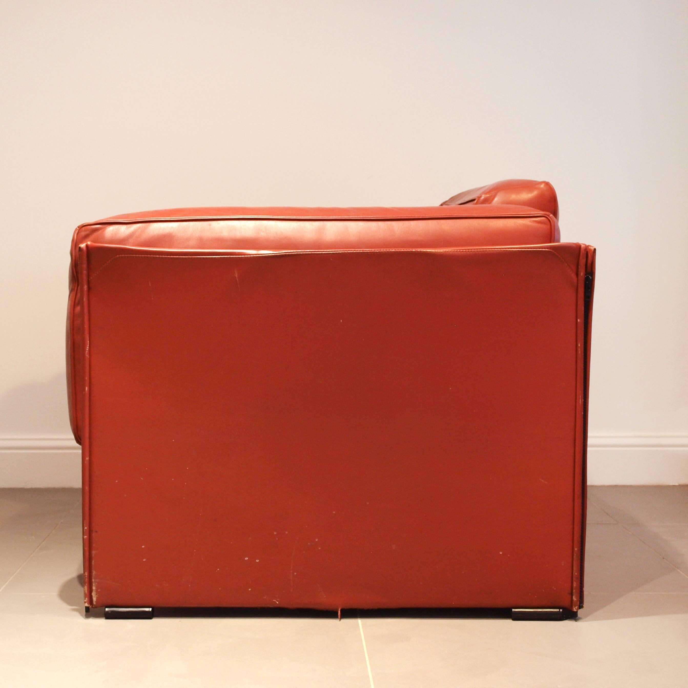 Red Leather Cassina 405 Duc Armchair by Mario Bellini In Good Condition In London, GB