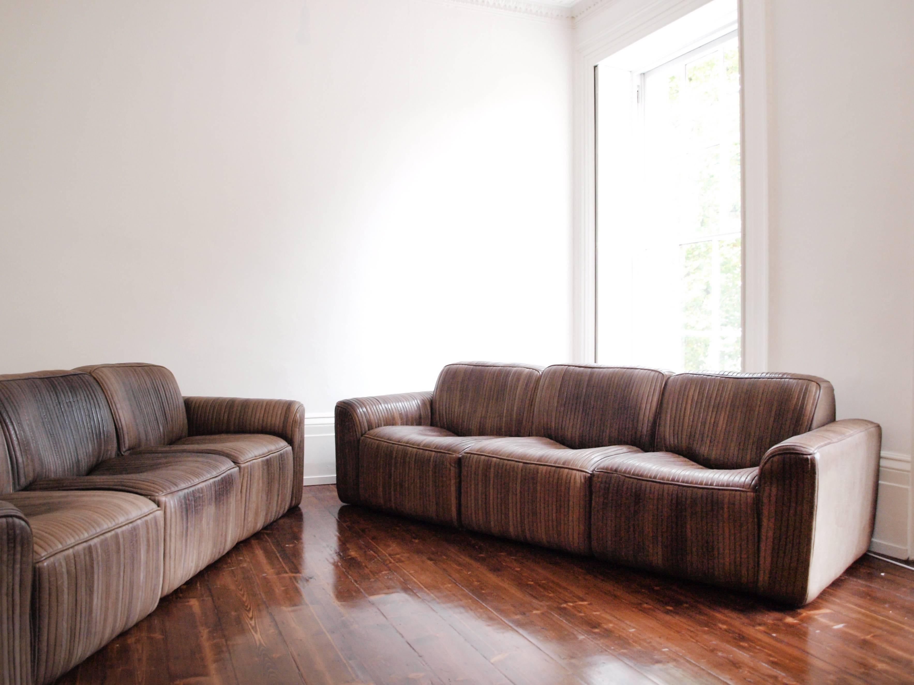 Pair of Leather Strip Three-Seat Sofas Attributed to De Sede (Schweizerisch)