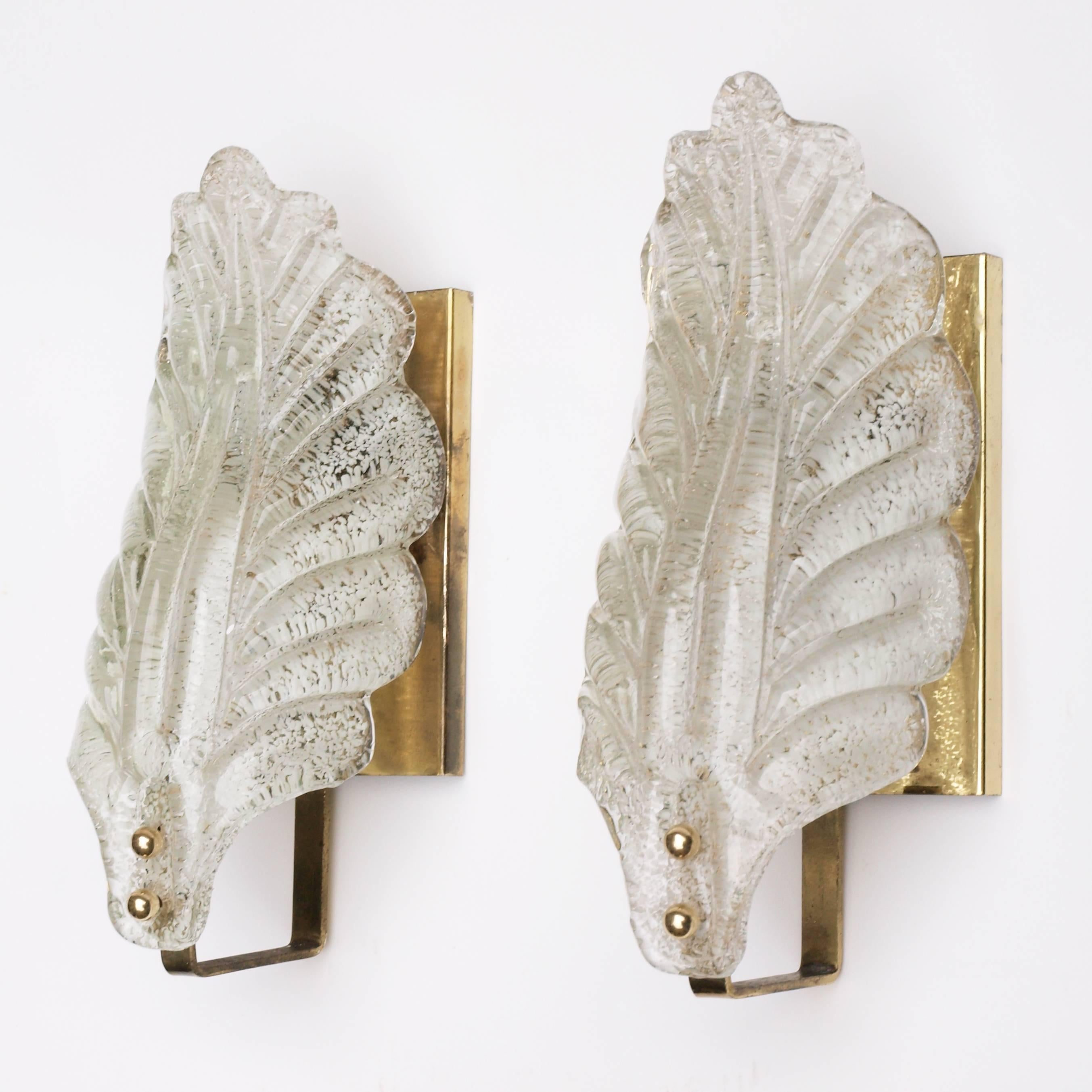Mid-20th Century Pair of 1950s Murano Glass and Brass Leaf Sconces