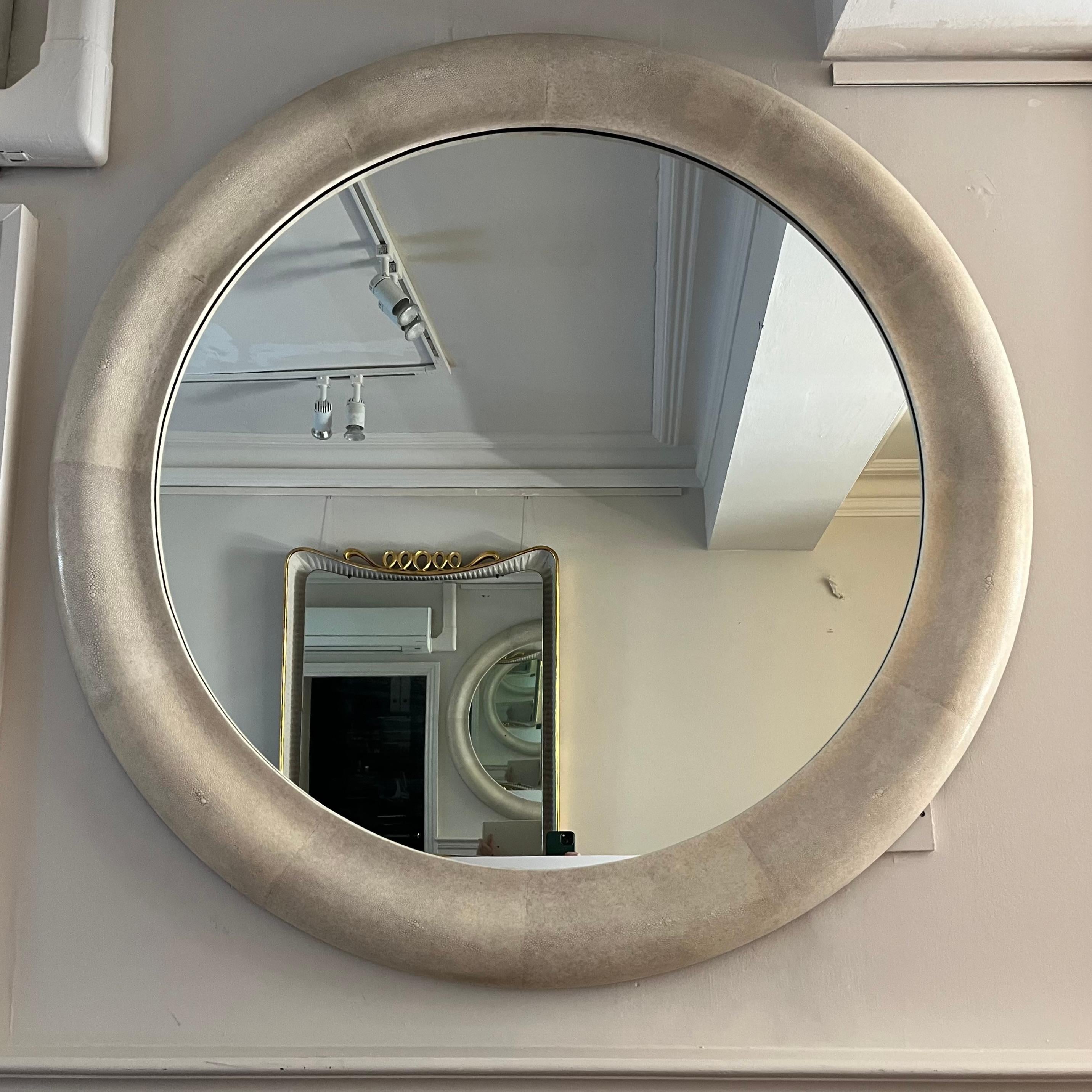 Late 20th Century French 1980s Large Circular Shagreen Mirror For Sale