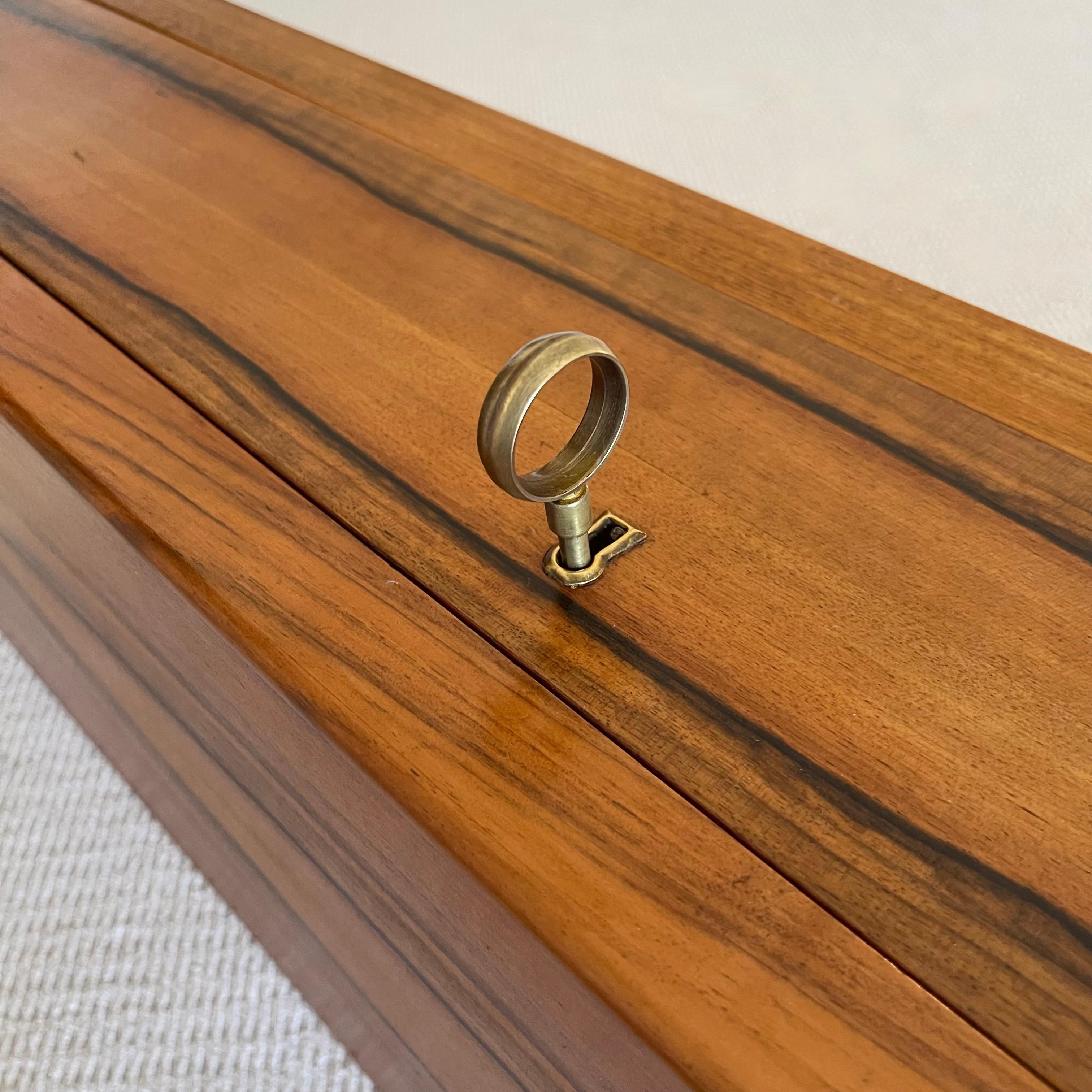 Italian Floating Console Attributed to Piero Bottoni circa 1940 For Sale 3